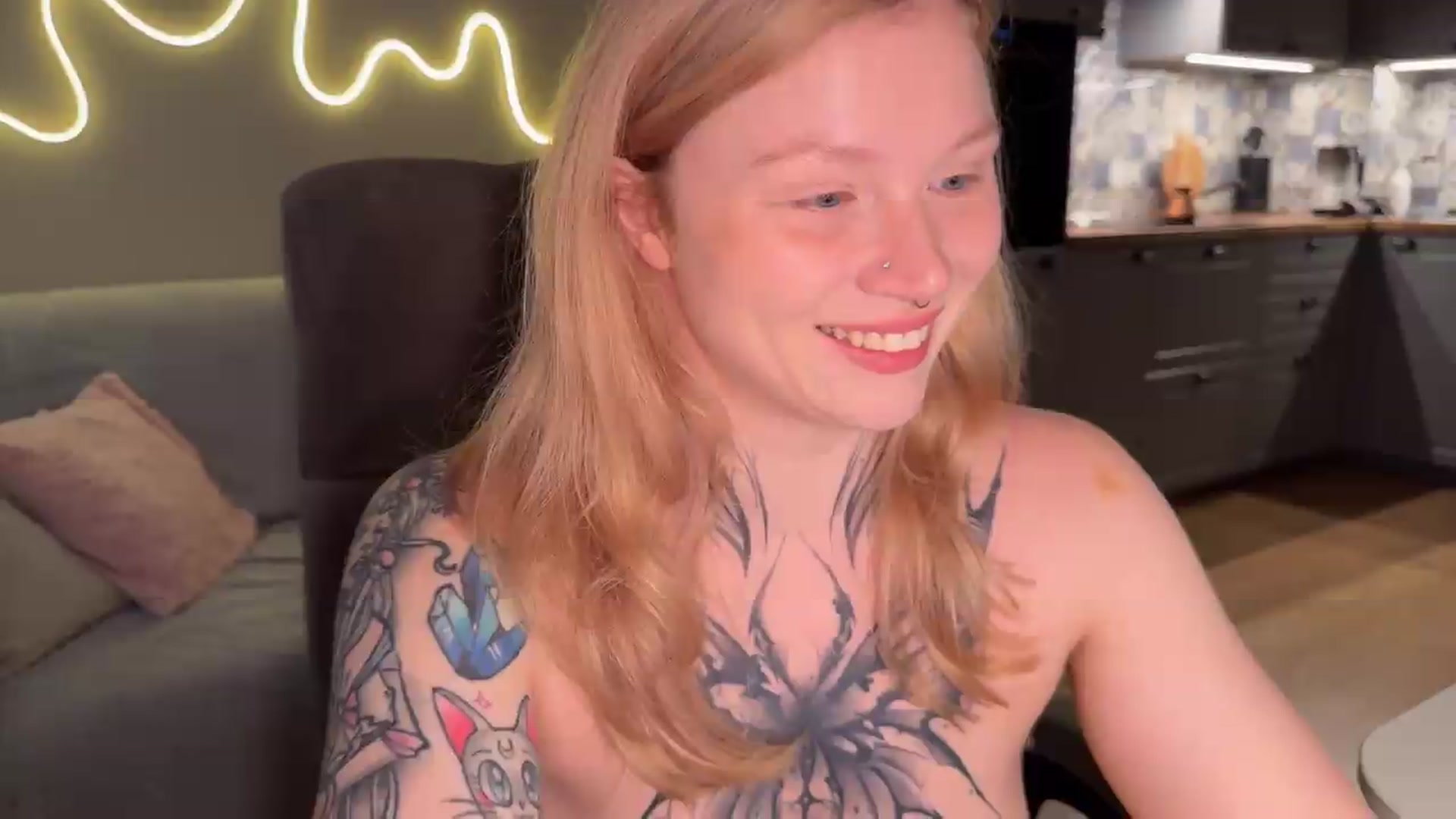 Gallery image thumbnail from euphoriadance's myfreecams stream on, 07/15/2026, 07:57 image 10 of 20