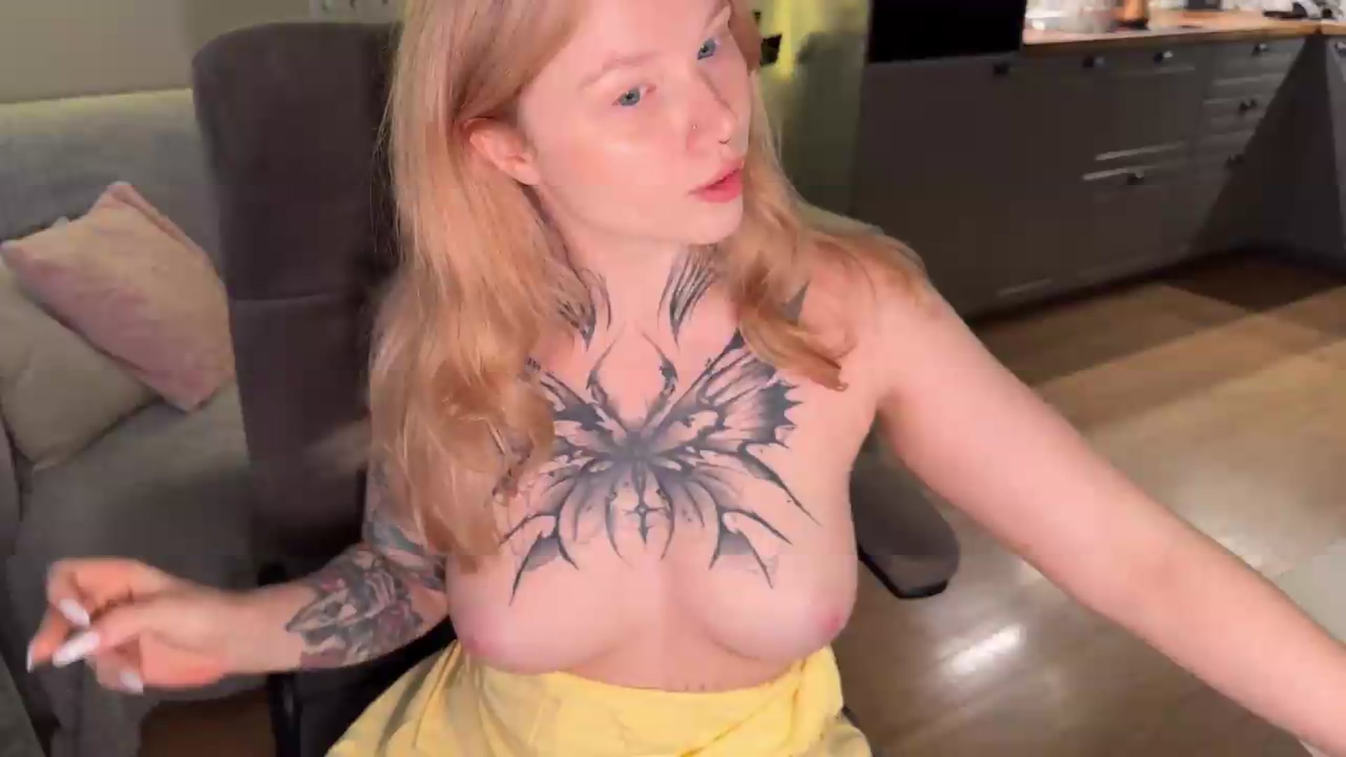 Gallery image thumbnail from euphoriadance's myfreecams stream on, 07/15/2026, 07:57 image 4 of 20
