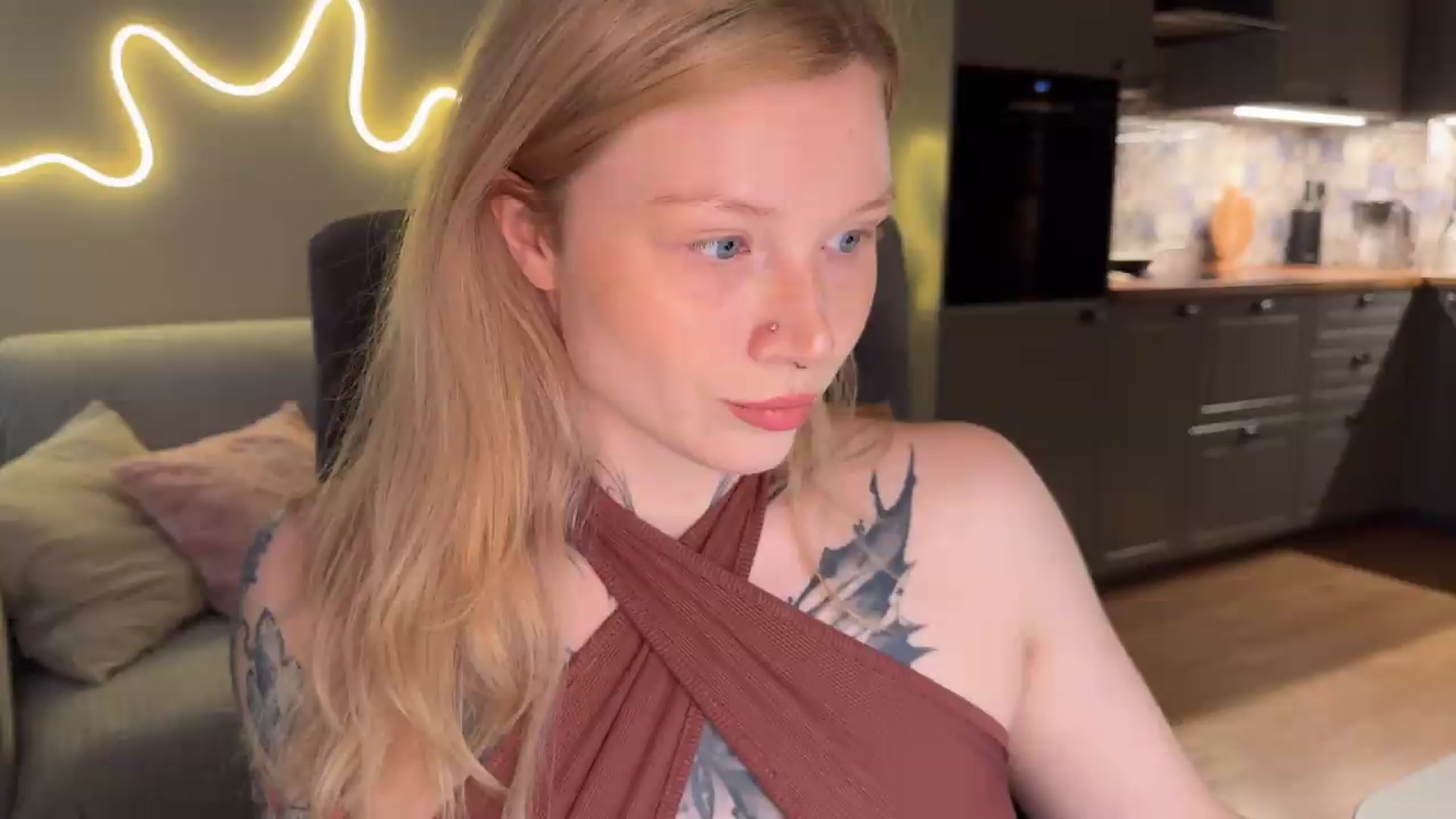 Gallery image thumbnail from euphoriadance's myfreecams stream on, 07/18/2026, 08:01 image 17 of 20