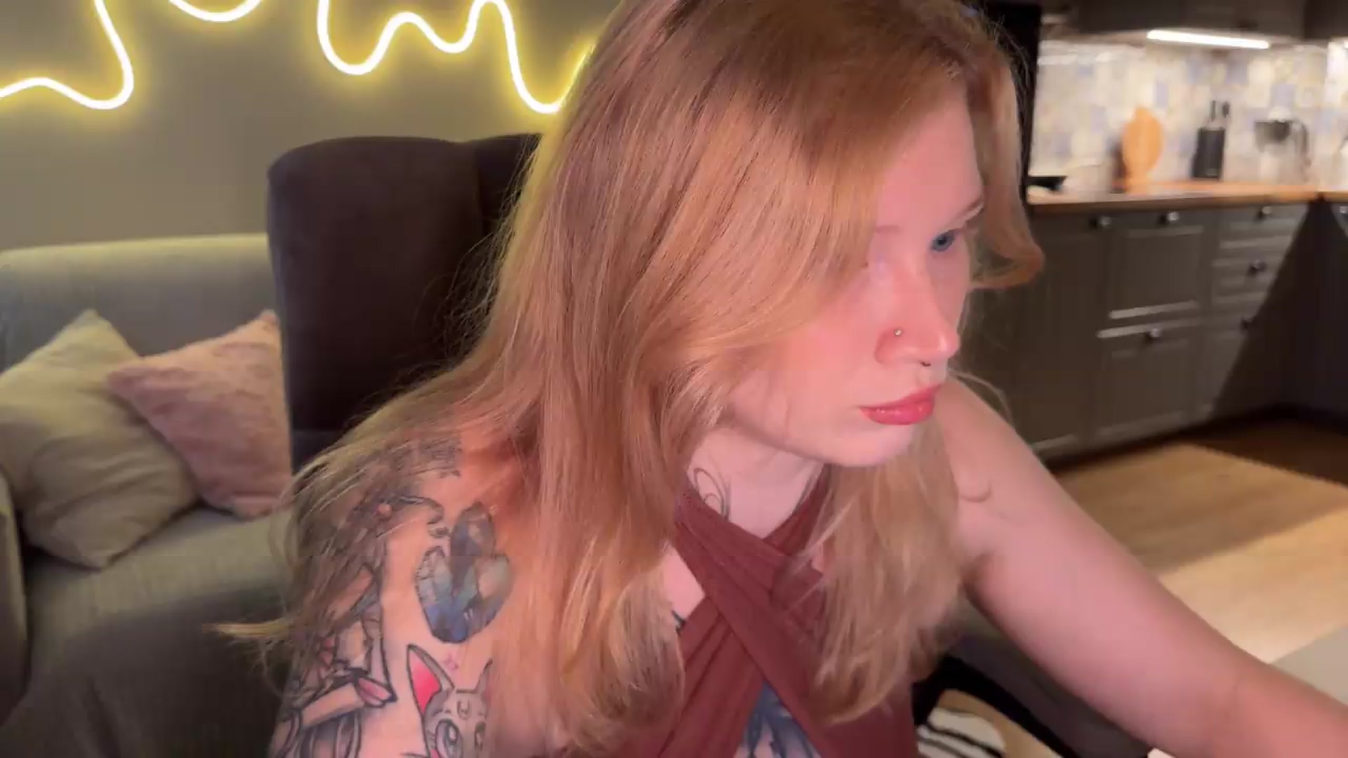 Gallery image thumbnail from euphoriadance's myfreecams stream on, 07/18/2026, 08:01 image 8 of 20