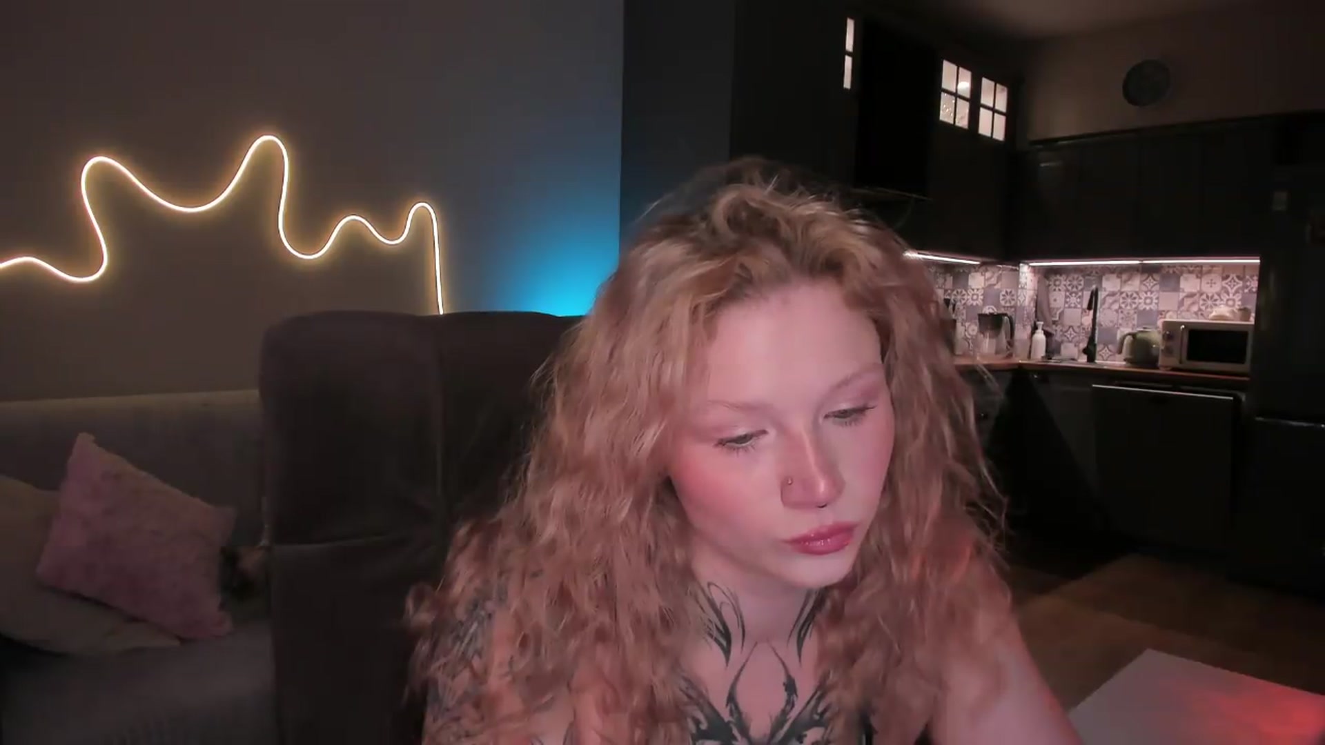 Gallery image thumbnail from euphoriadance's myfreecams stream on, 07/22/2026, 08:00 image 4 of 20