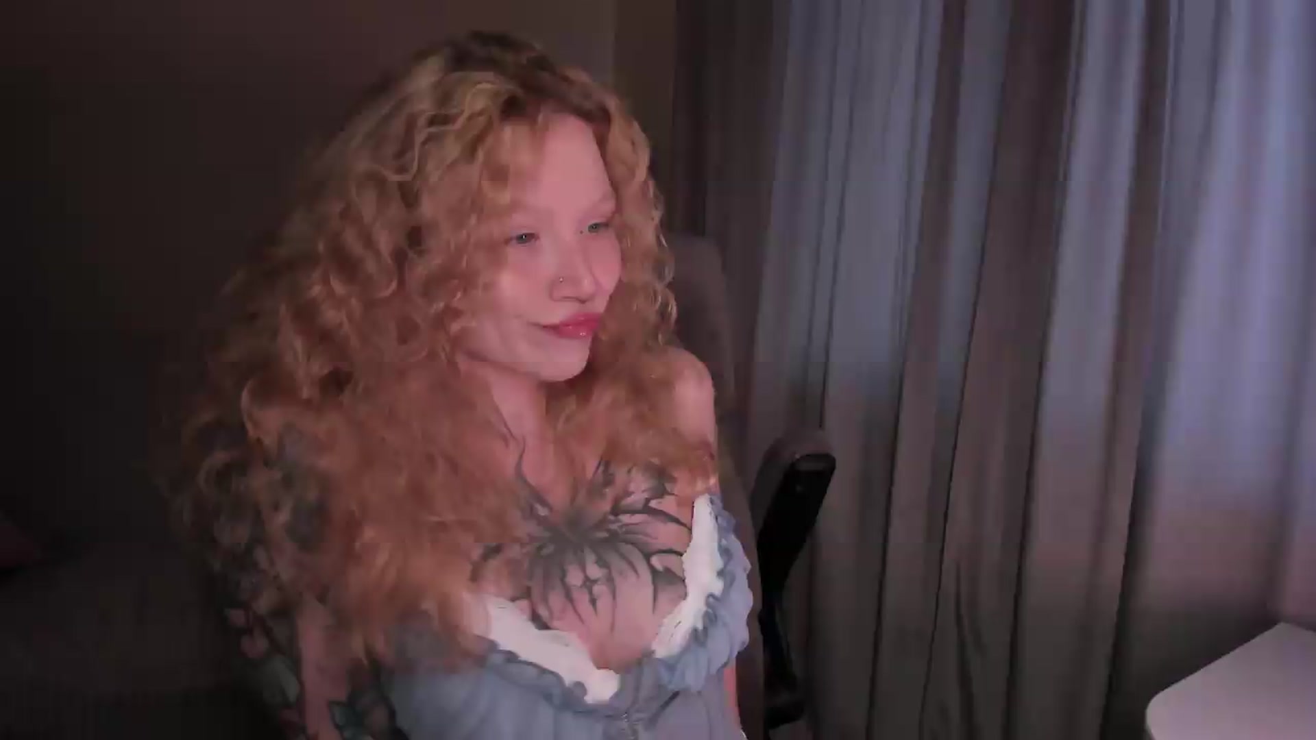Gallery image thumbnail from euphoriadance's myfreecams stream on, 08/05/2026, 08:08 image 6 of 20