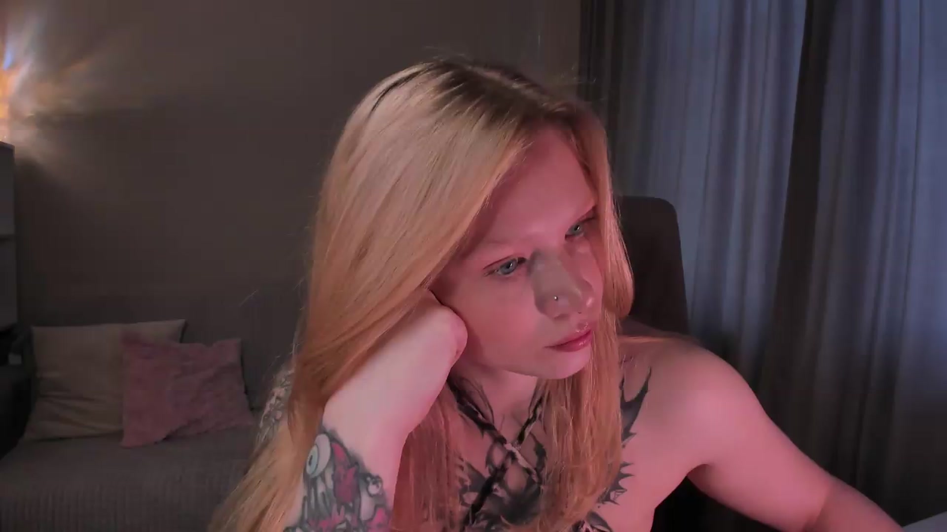 Gallery image thumbnail from euphoriadance's myfreecams stream on, 08/14/2026, 08:18 image 19 of 20