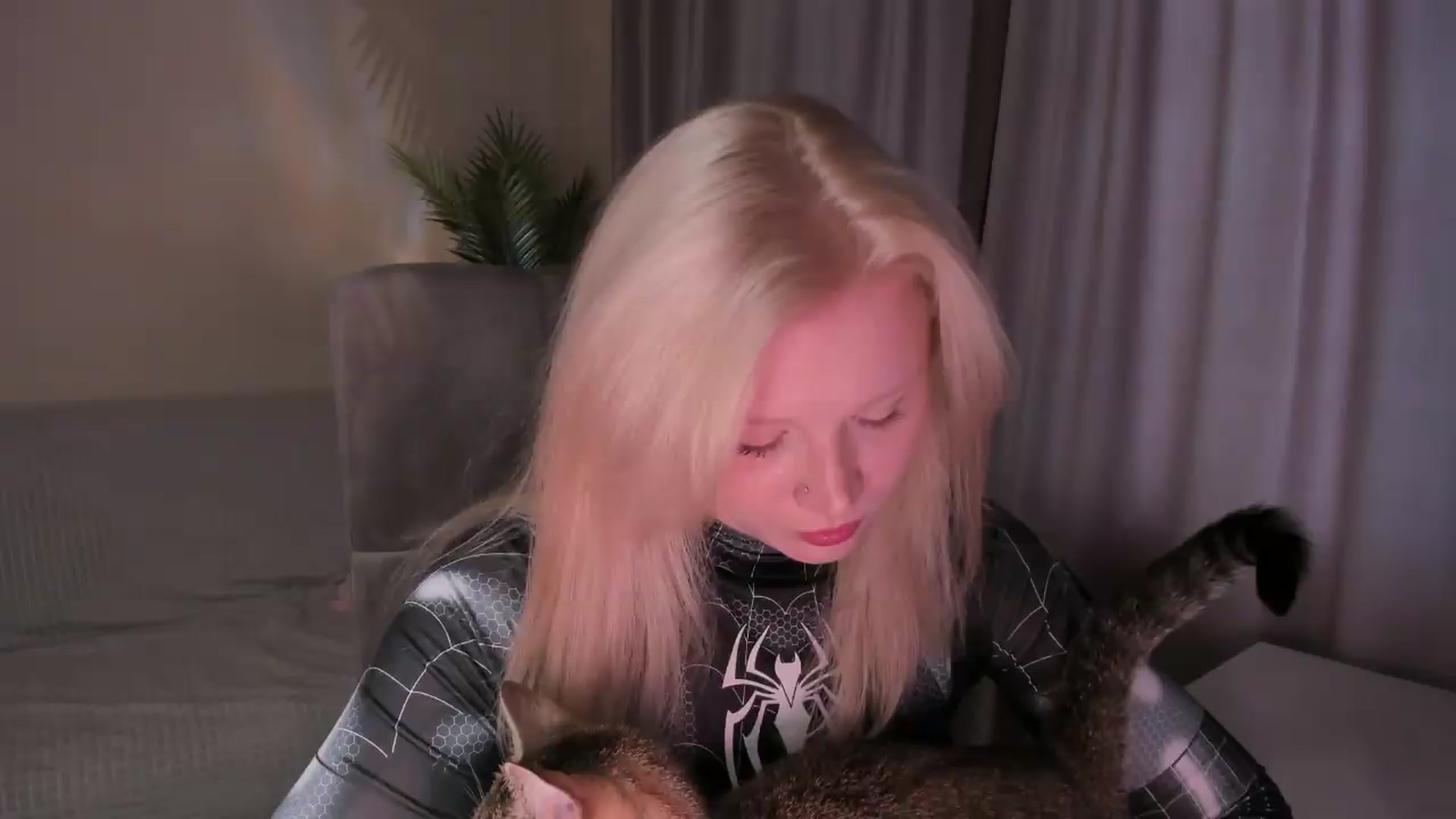 Gallery image thumbnail from euphoriadance's myfreecams stream on, 08/19/2026, 07:54 image 18 of 20