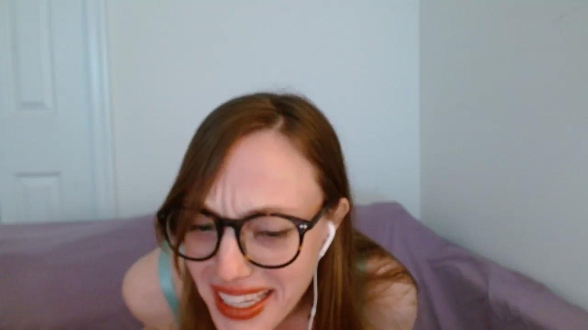 Gallery image thumbnail from eve_messed_up's myfreecams stream on, 01/16/2025, 13:25 image 17 of 20