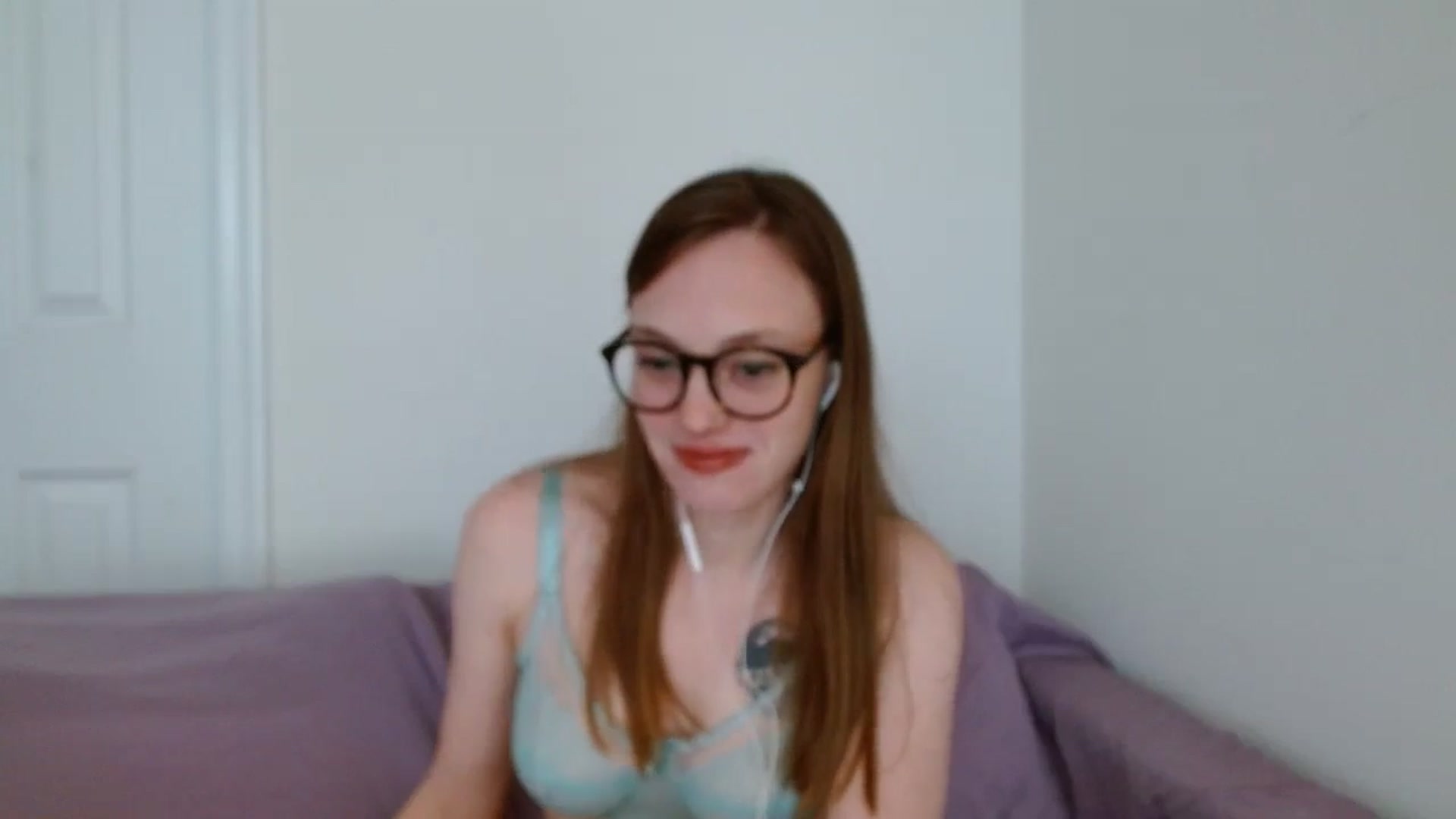 Gallery image thumbnail from eve_messed_up's myfreecams stream on, 01/16/2025, 14:43 image 12 of 20
