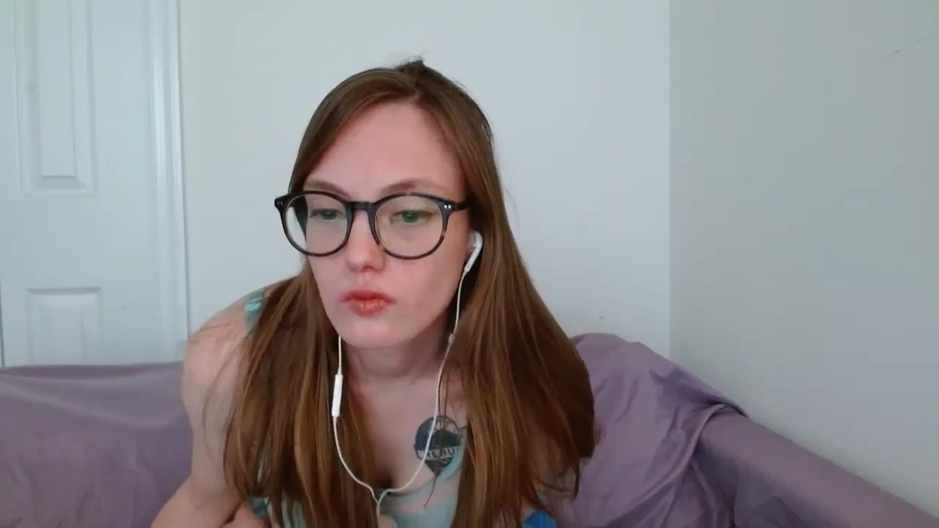 Gallery image thumbnail from eve_messed_up's myfreecams stream on, 01/16/2025, 16:35 image 7 of 20