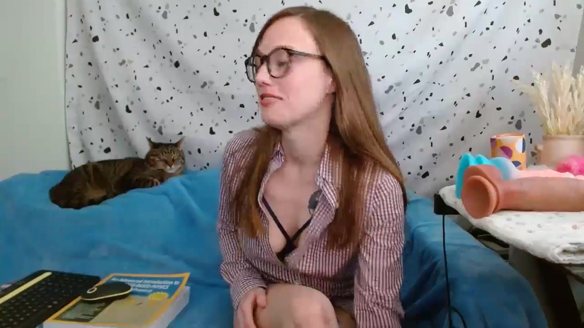 Gallery image thumbnail from eve_messed_up's myfreecams stream on, 01/27/2025, 15:30 image 2 of 20