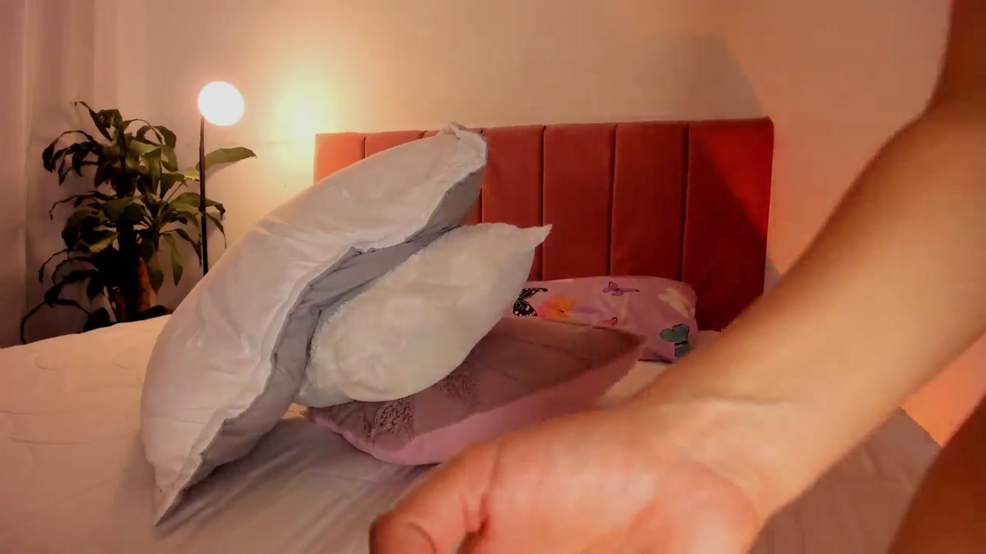 Gallery image thumbnail from evelin_santos's myfreecams stream on, 02/27/2026, 03:00 image 8 of 20