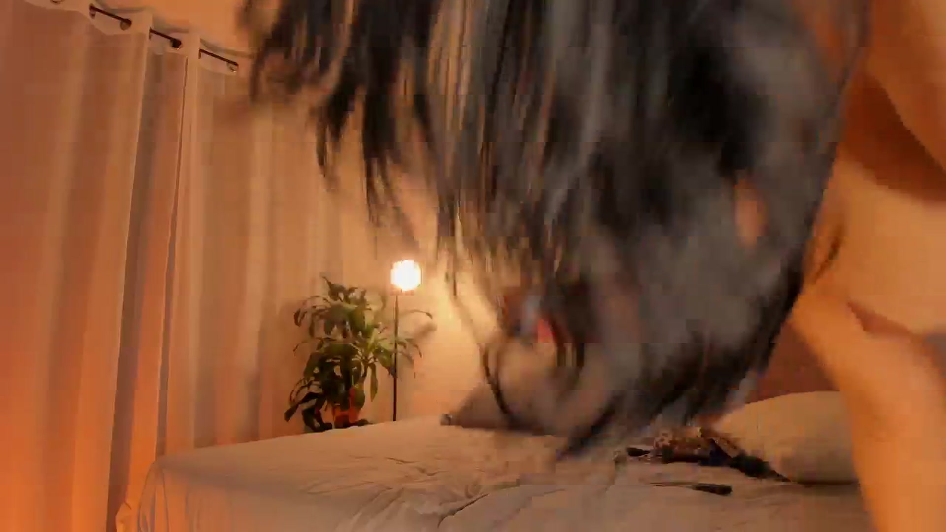 Gallery image thumbnail from evelin_santos's myfreecams stream on, 04/18/2026, 22:43 image 15 of 20