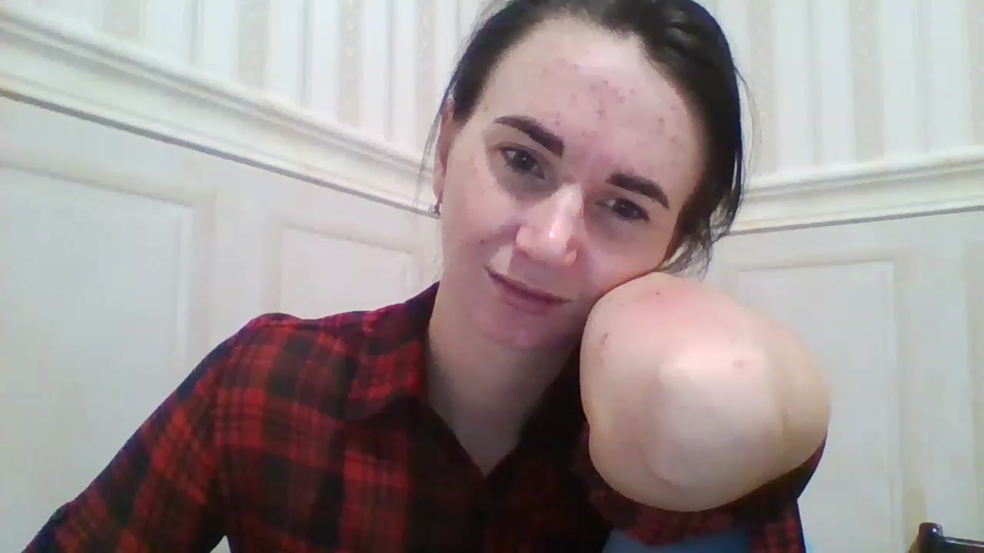 Gallery image thumbnail from evil_demon94's myfreecams stream on, 12/20/2022, 20:14 image 8 of 20