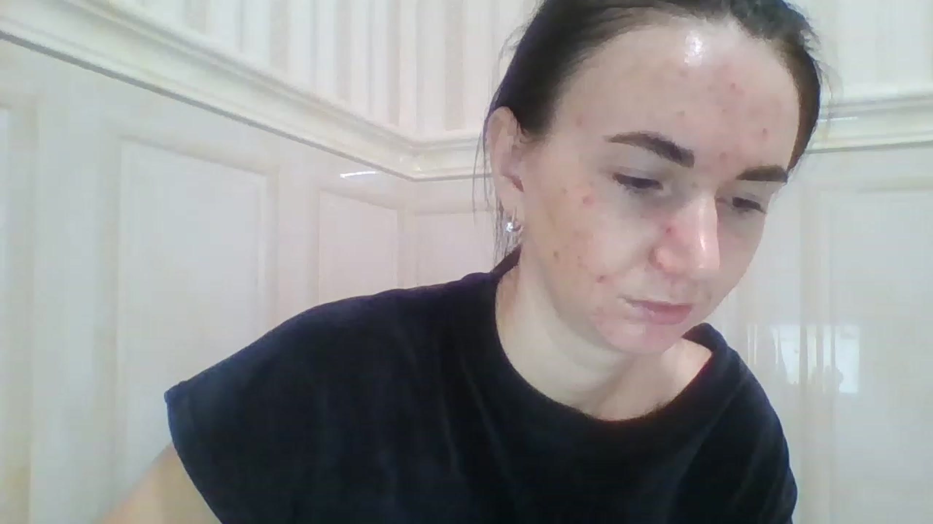 Gallery image thumbnail from evil_demon94's myfreecams stream on, 12/23/2022, 20:35 image 15 of 20