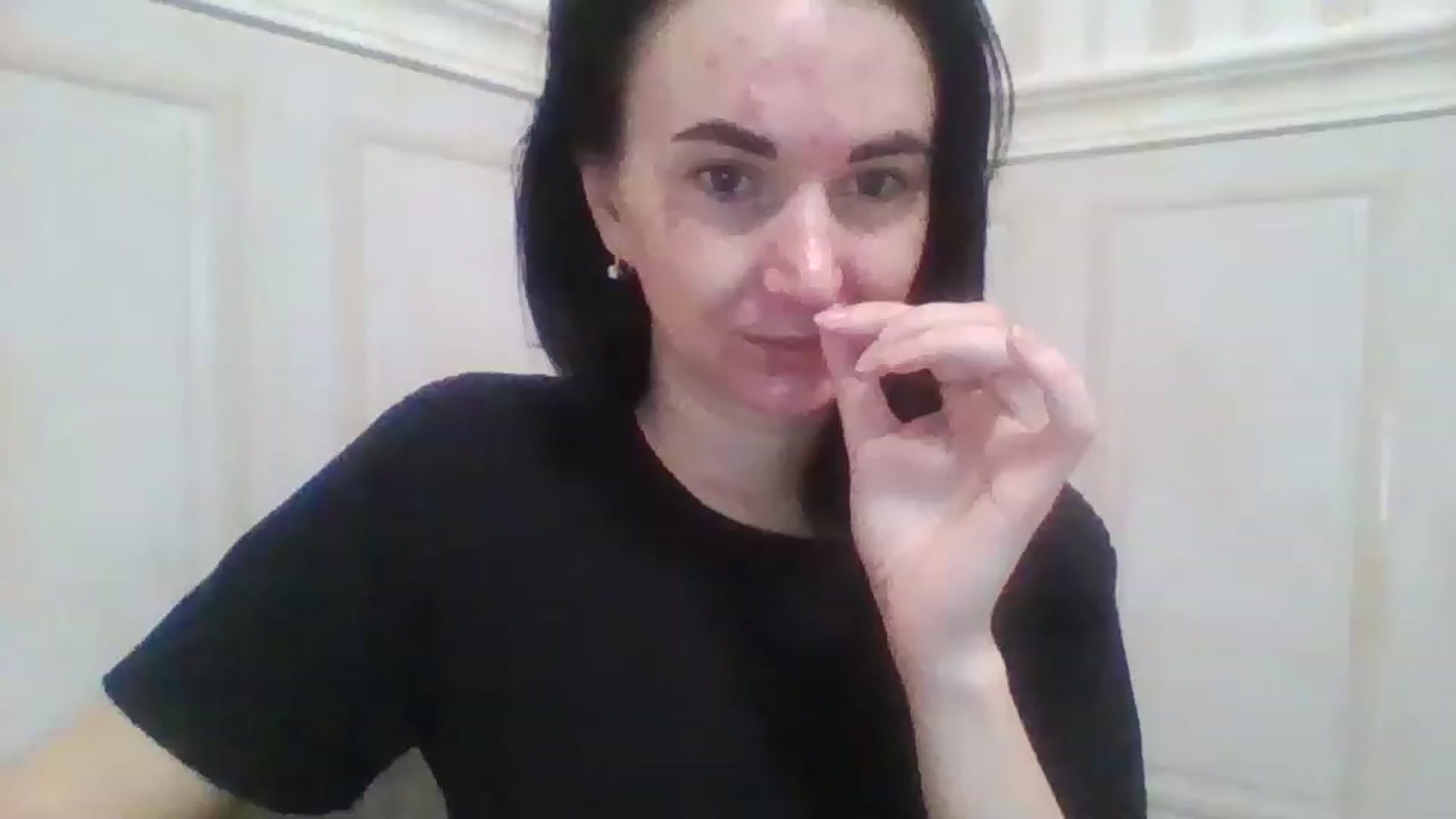Gallery image thumbnail from evil_demon94's myfreecams stream on, 12/25/2022, 15:20 image 15 of 20