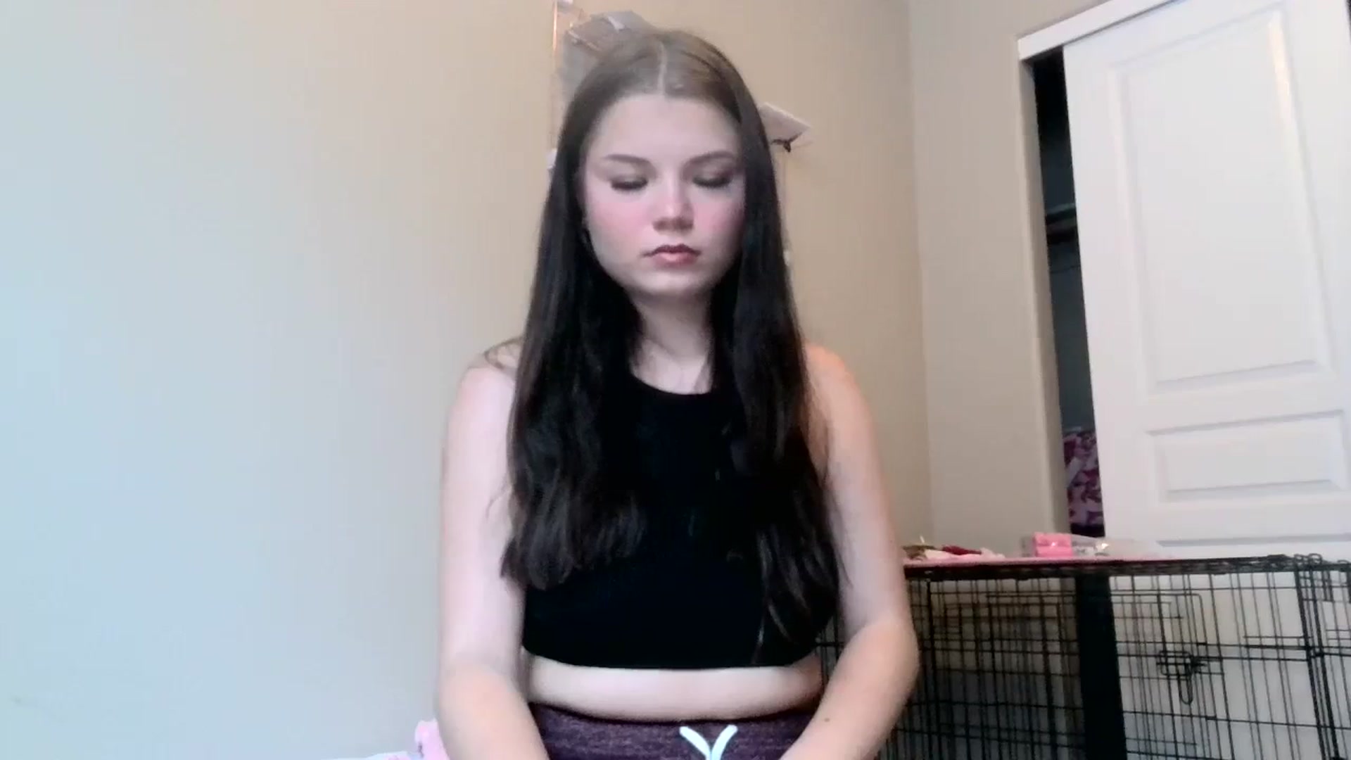 Gallery image thumbnail from faeluxxx's myfreecams stream on, 08/25/2023, 21:53 image 10 of 20