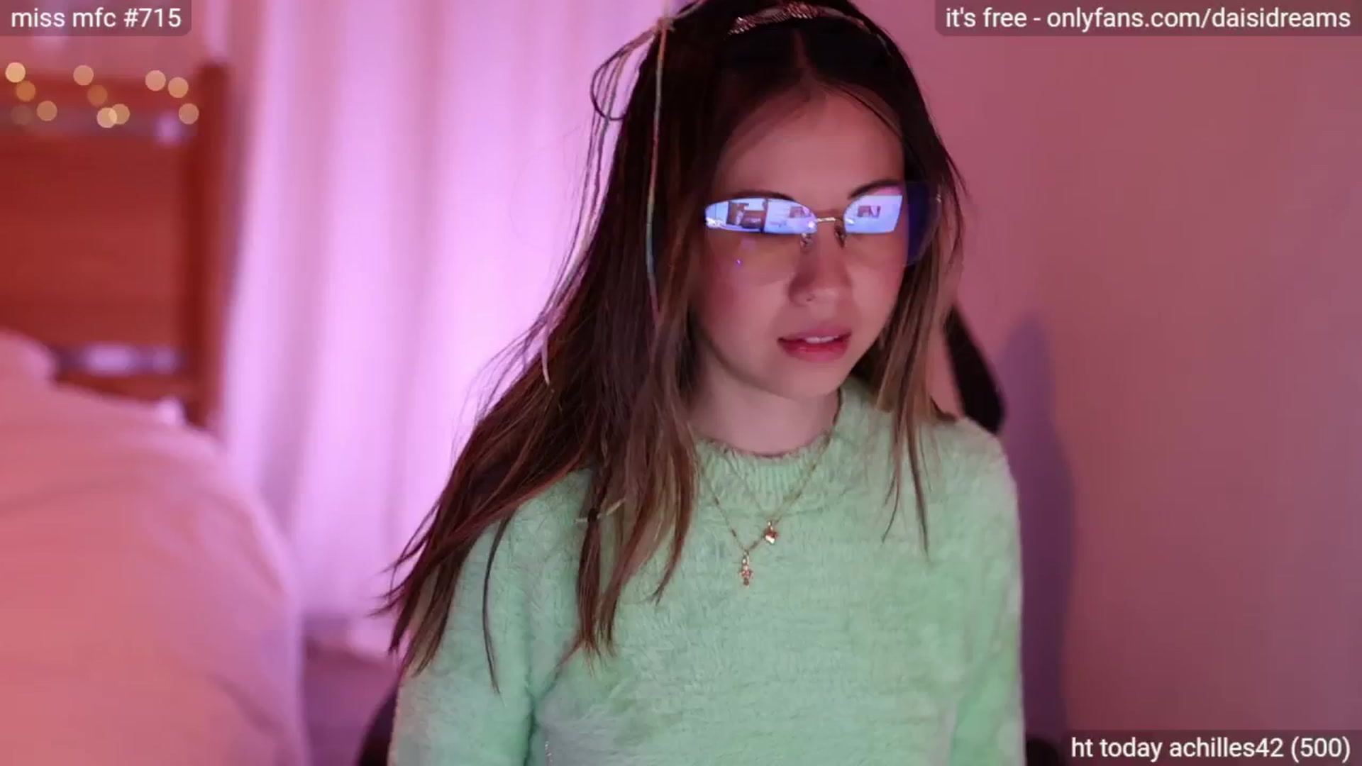 Gallery image thumbnail from fairy_daisy's myfreecams stream on, 05/11/2024, 05:22 image 10 of 20