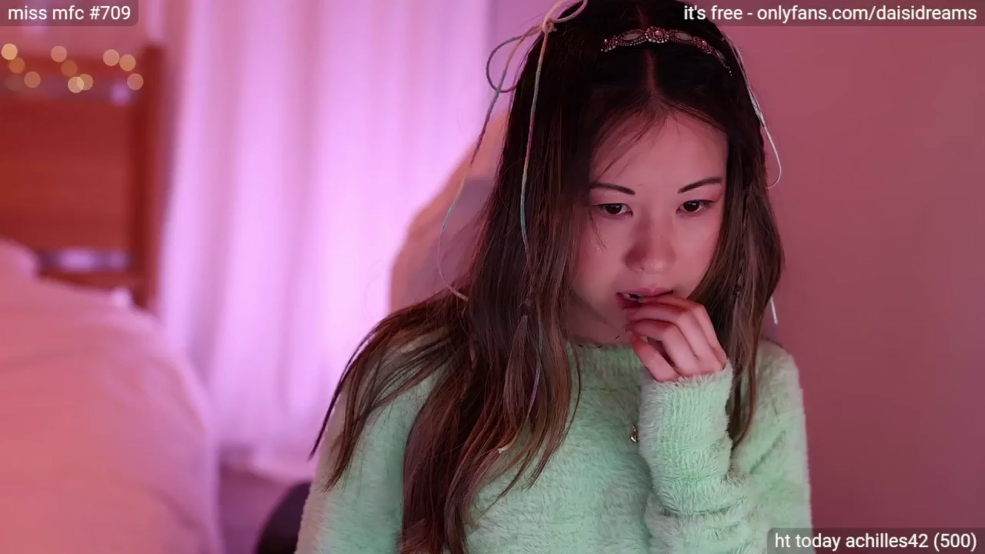 Gallery image thumbnail from fairy_daisy's myfreecams stream on, 05/11/2024, 05:22 image 11 of 20