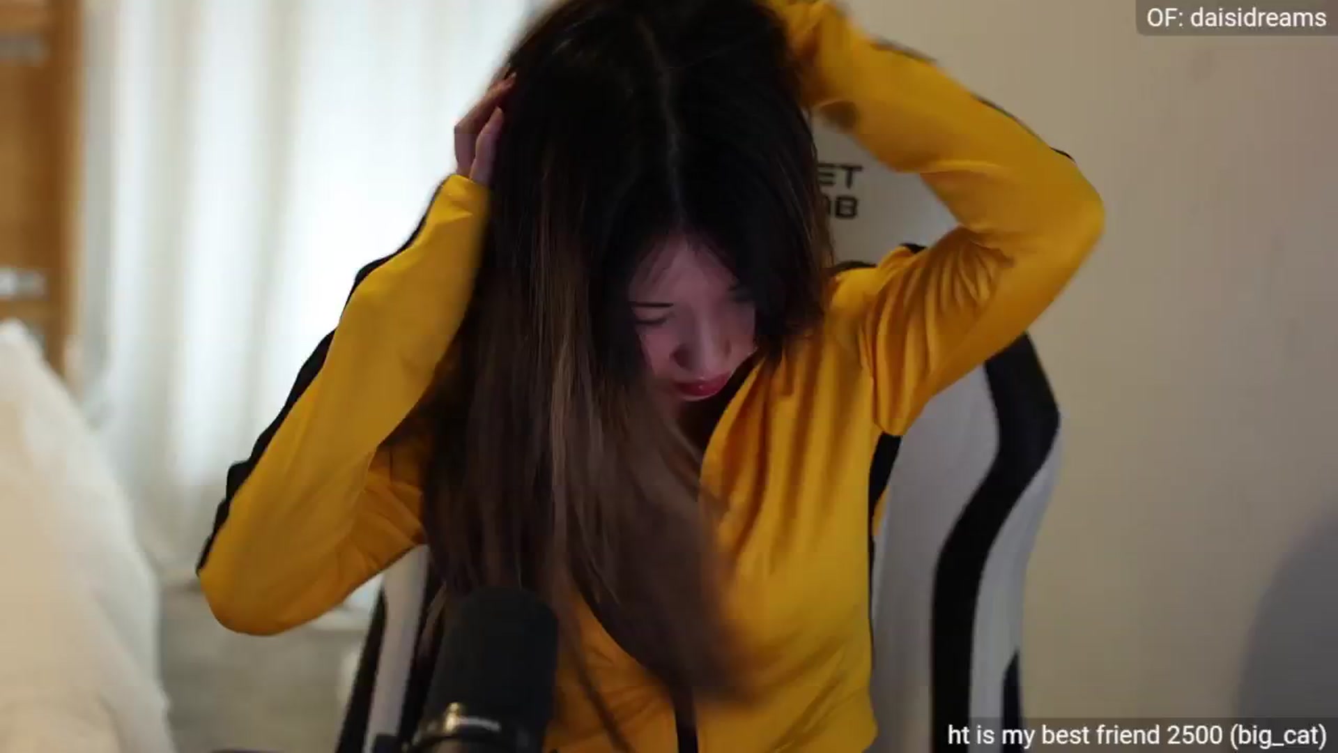 Gallery image thumbnail from fairydaisi's myfreecams stream on, 05/26/2024, 01:47 image 4 of 20