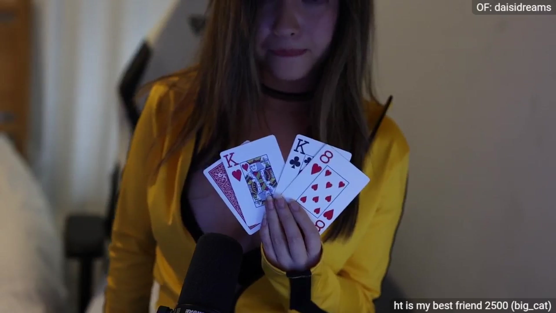 Gallery image thumbnail from fairydaisi's myfreecams stream on, 05/26/2024, 02:33 image 16 of 20