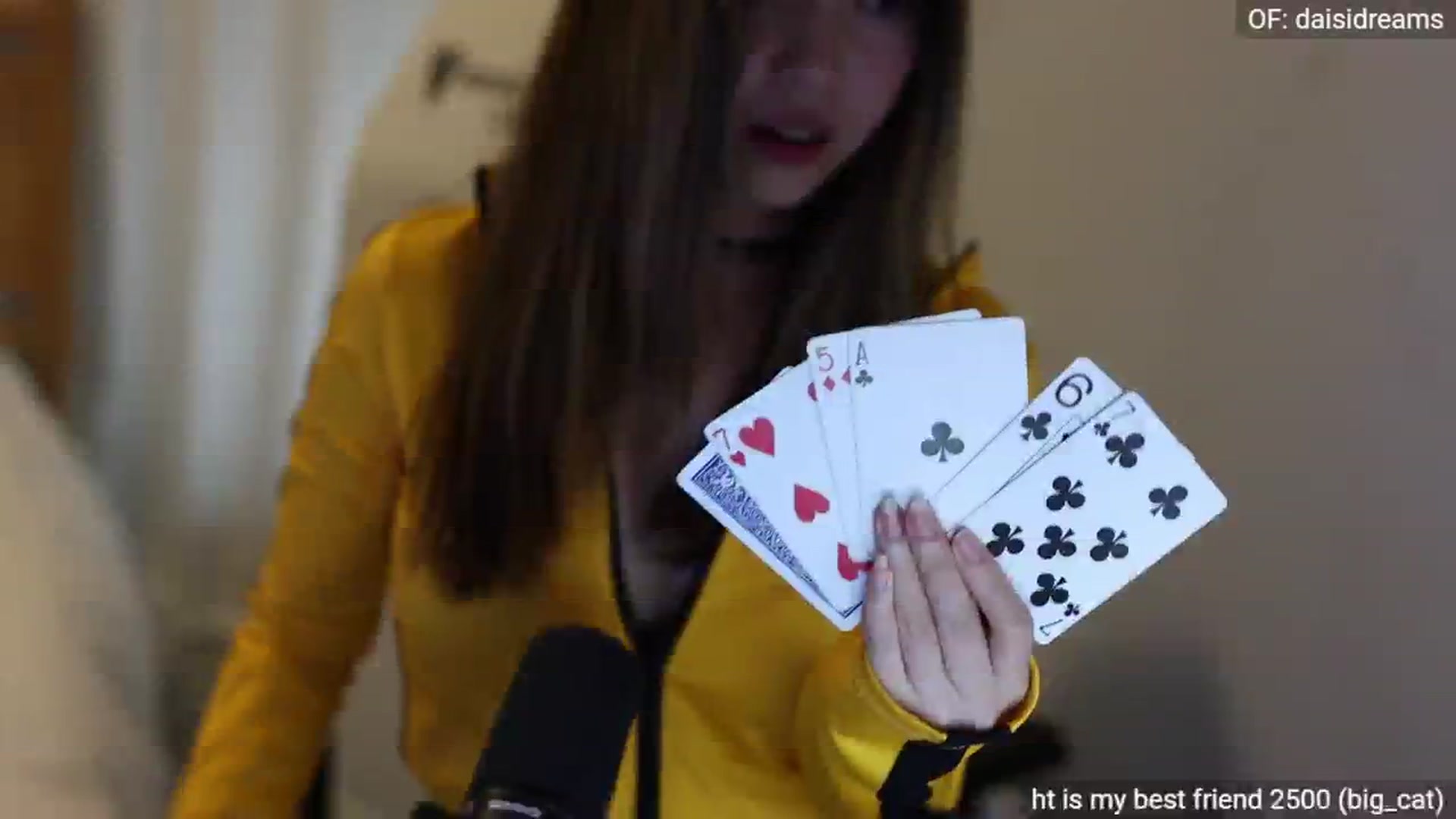 Gallery image thumbnail from fairydaisi's myfreecams stream on, 05/26/2024, 02:33 image 6 of 20