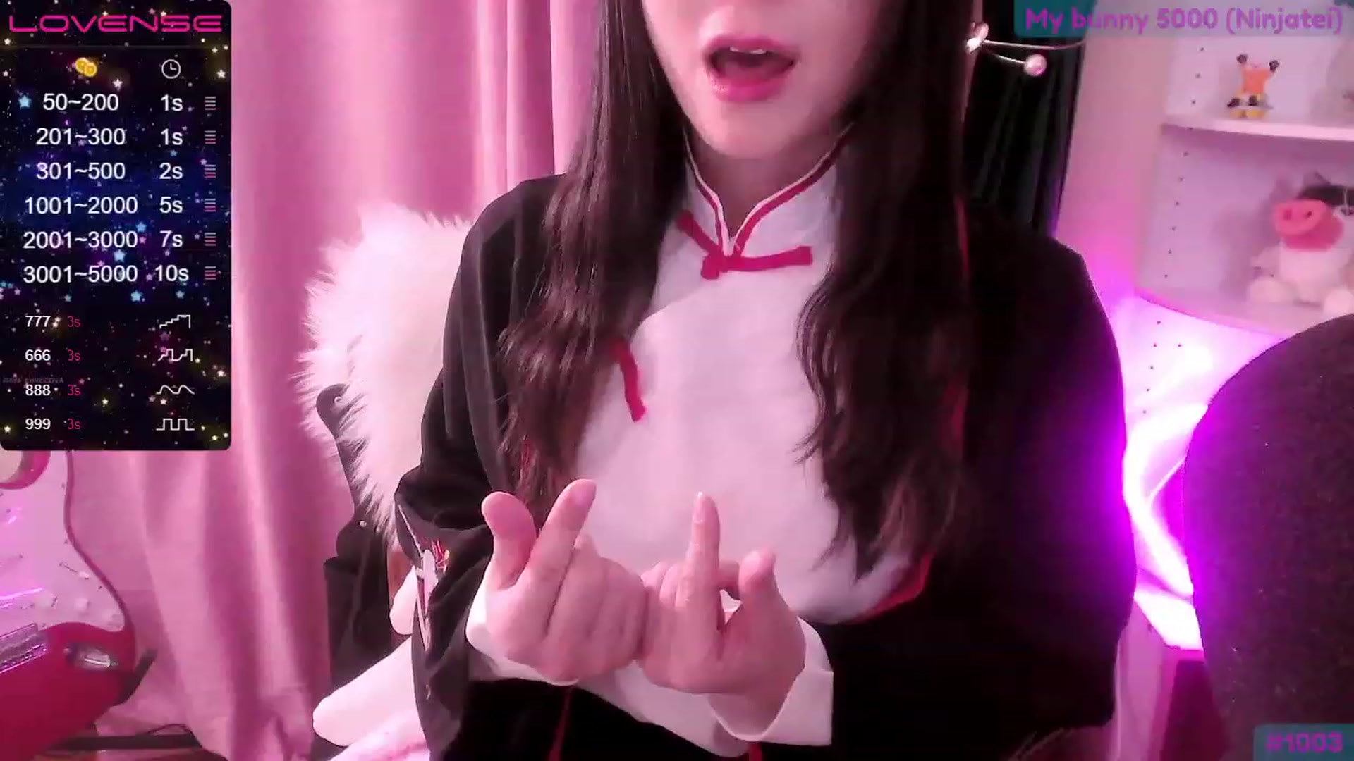 Gallery image thumbnail from fantasticpigy's myfreecams stream on, 05/14/2023, 05:02 image 15 of 20