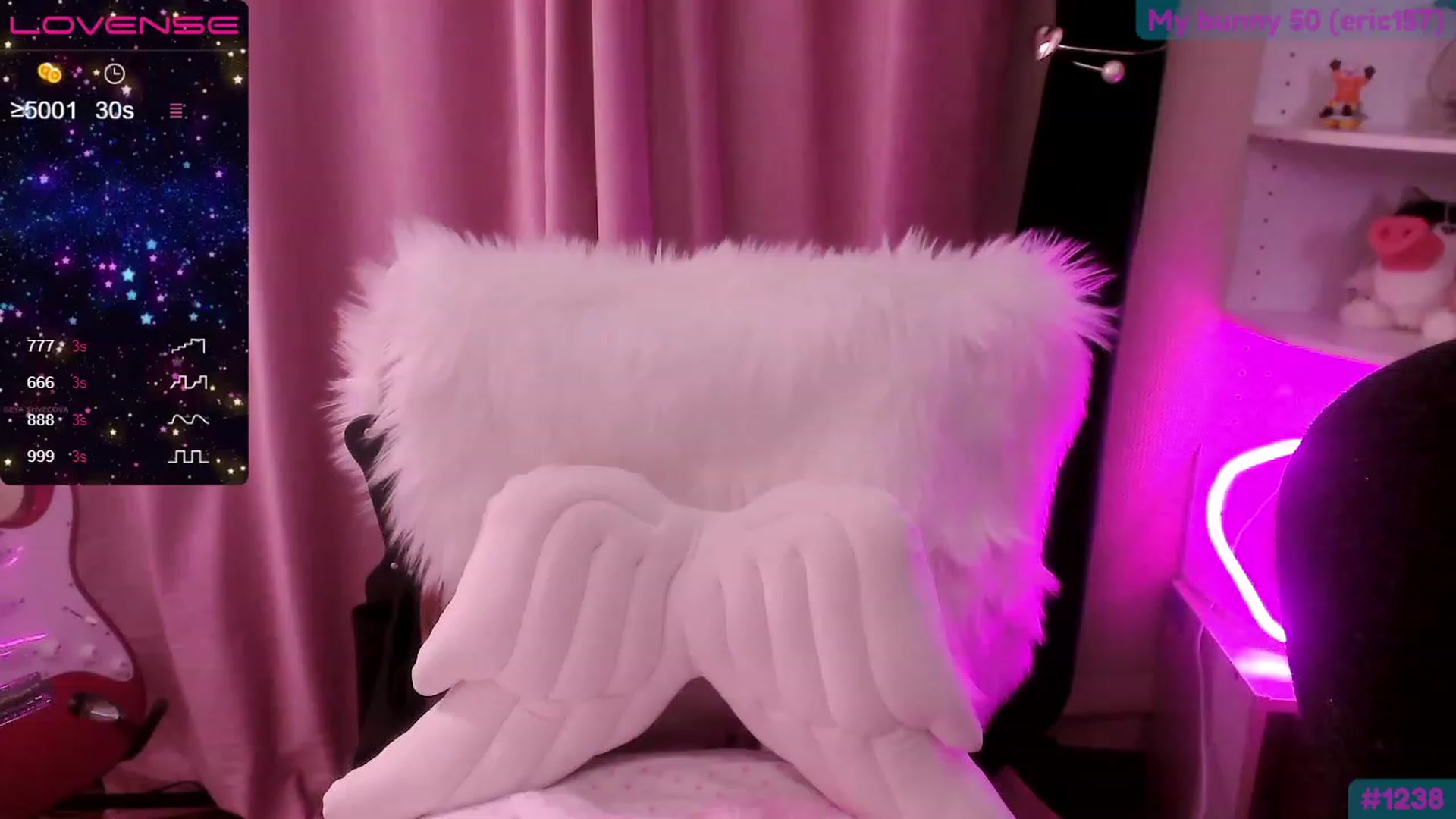 Gallery image thumbnail from fantasticpigy's myfreecams stream on, 05/14/2023, 05:02 image 12 of 20