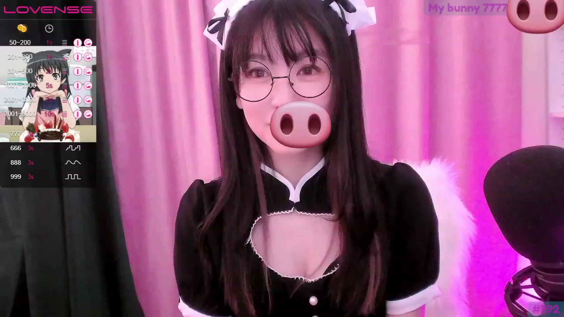 Gallery image thumbnail from fantasticpigy's myfreecams stream on, 05/21/2023, 06:17 image 7 of 20
