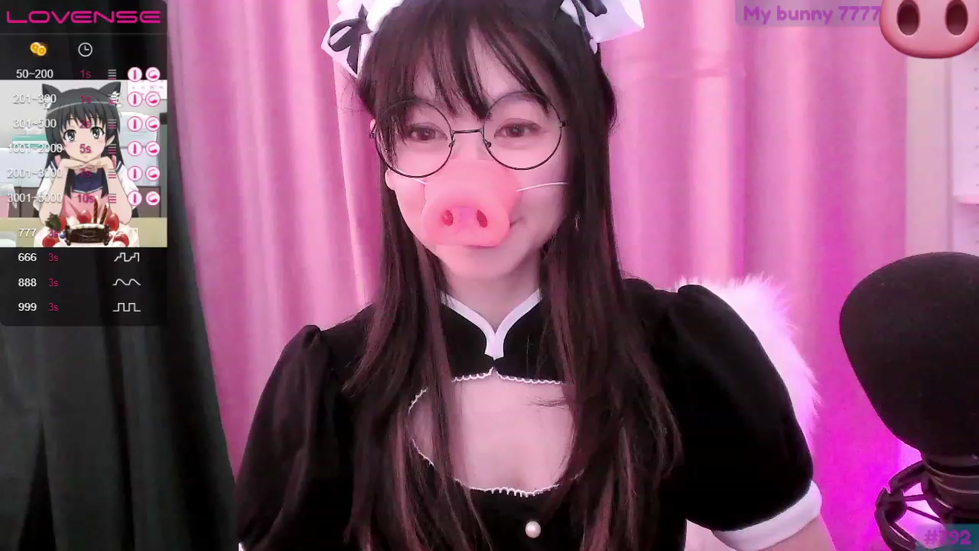 Gallery image thumbnail from fantasticpigy's myfreecams stream on, 05/21/2023, 06:17 image 16 of 20