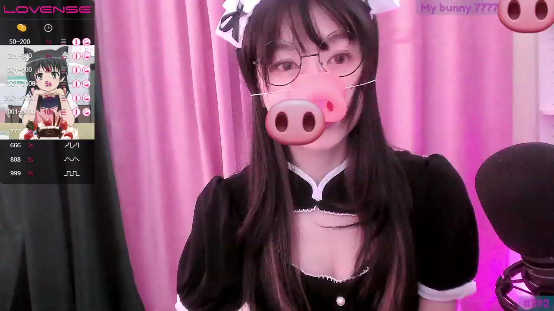 Gallery image thumbnail from fantasticpigy's myfreecams stream on, 05/21/2023, 06:17 image 11 of 20