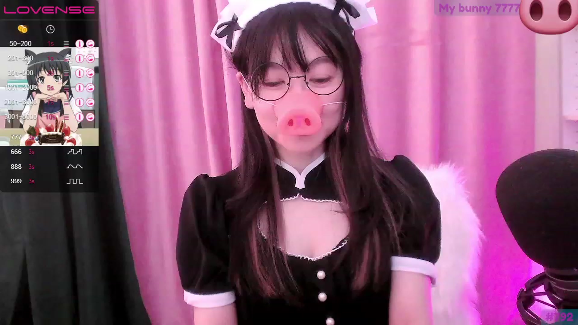 Gallery image thumbnail from fantasticpigy's myfreecams stream on, 05/21/2023, 06:17 image 14 of 20