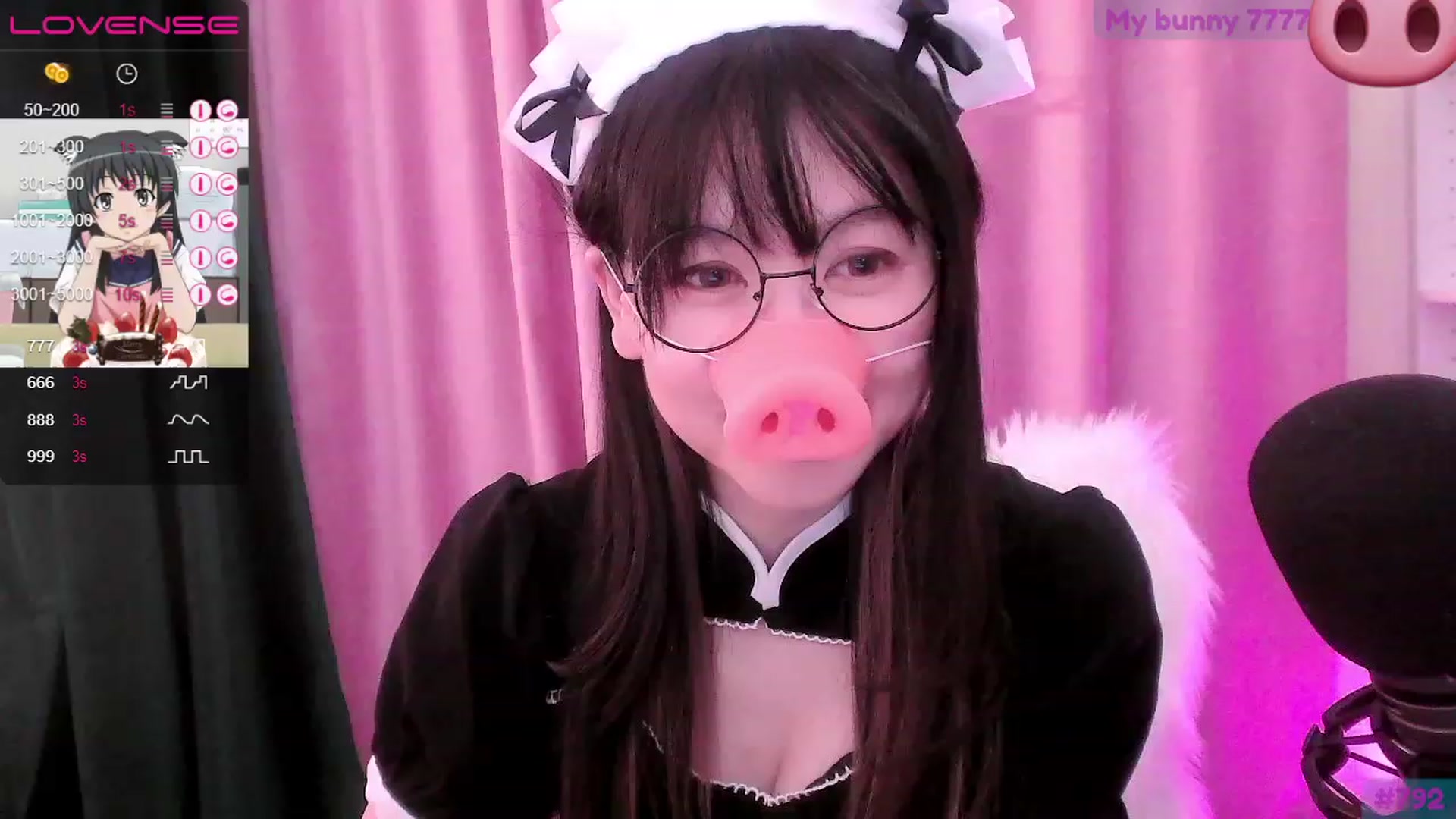 Gallery image thumbnail from fantasticpigy's myfreecams stream on, 05/21/2023, 06:17 image 20 of 20