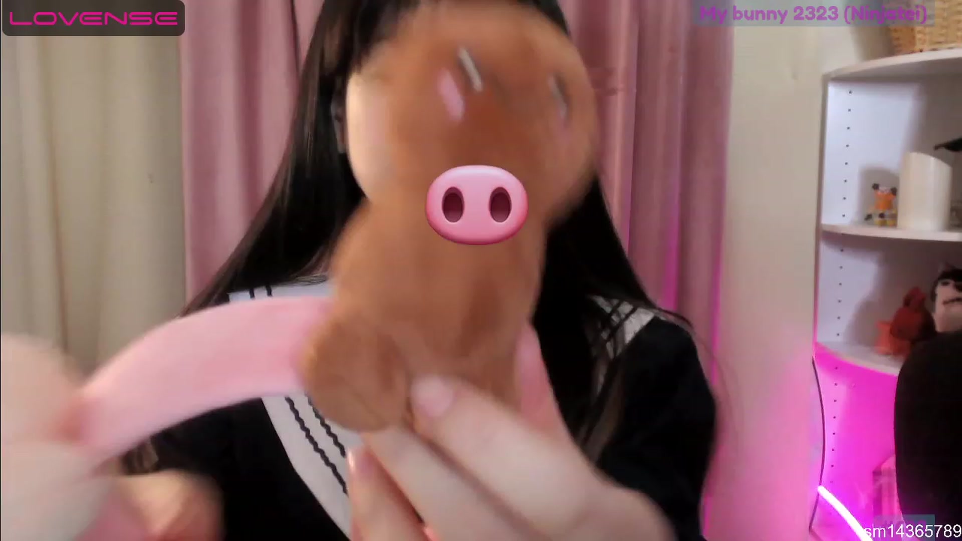 Gallery image thumbnail from fantasticpigy's myfreecams stream on, 05/28/2023, 05:54 image 13 of 20