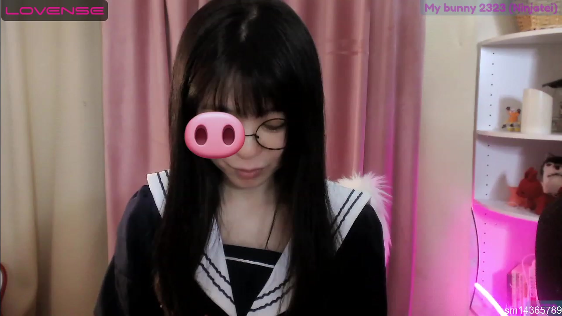 Gallery image thumbnail from fantasticpigy's myfreecams stream on, 05/28/2023, 06:46 image 16 of 20