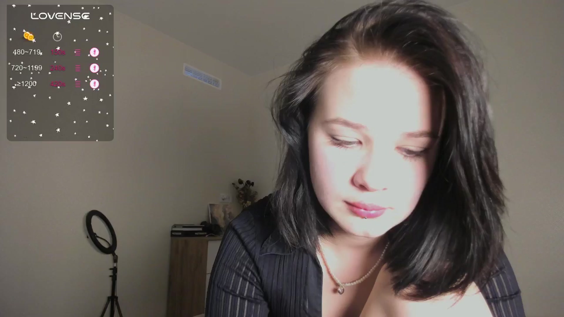 Gallery image thumbnail from favorite_lily's myfreecams stream on, 05/17/2024, 14:07 image 10 of 20