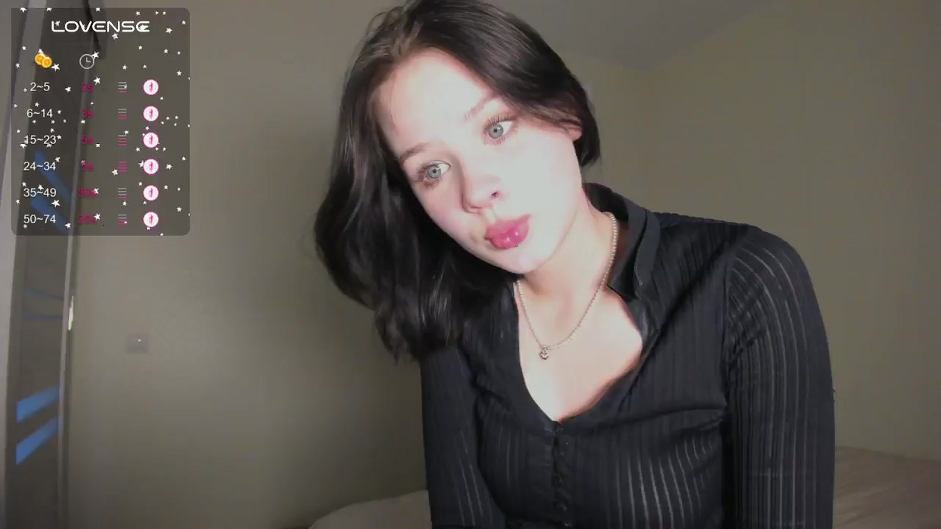 Gallery image thumbnail from favorite_lily's myfreecams stream on, 05/19/2024, 13:37 image 9 of 20