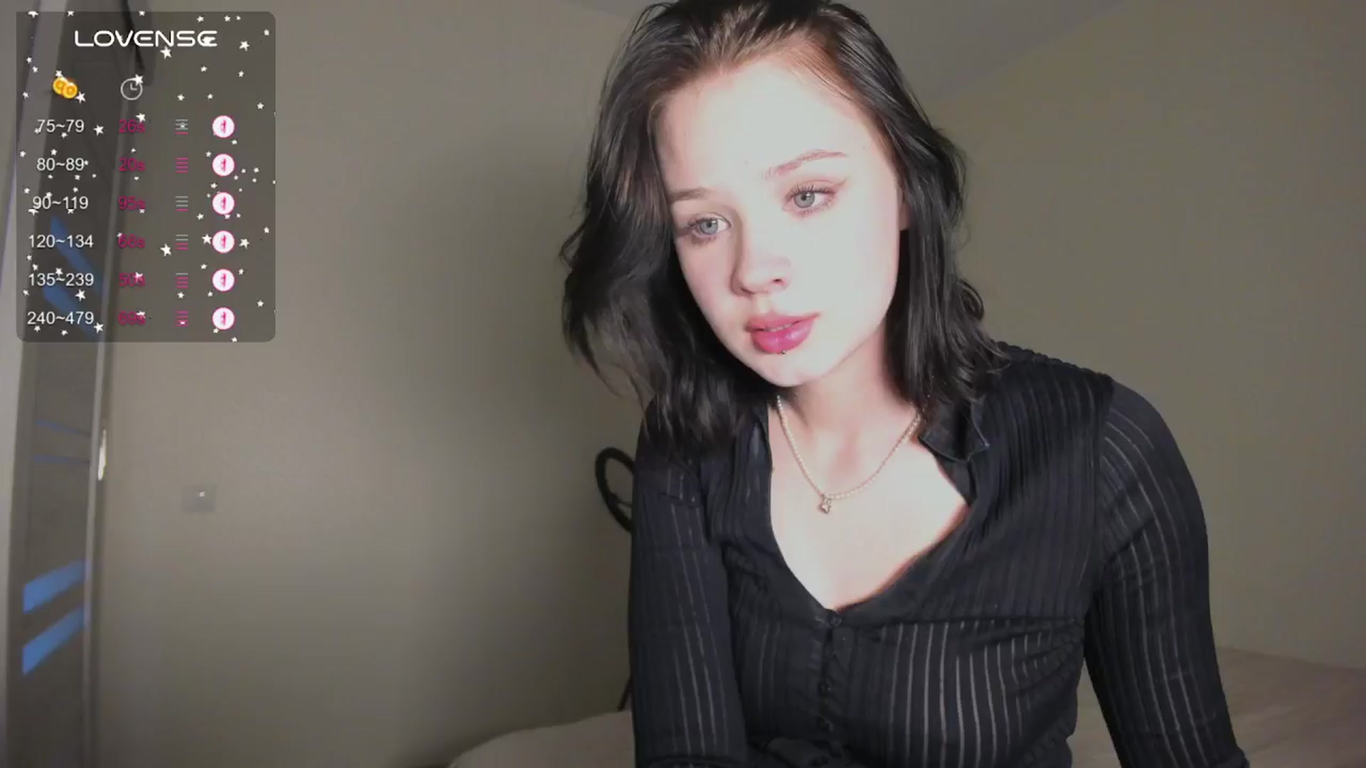 Gallery image thumbnail from favorite_lily's myfreecams stream on, 05/19/2024, 13:37 image 8 of 20