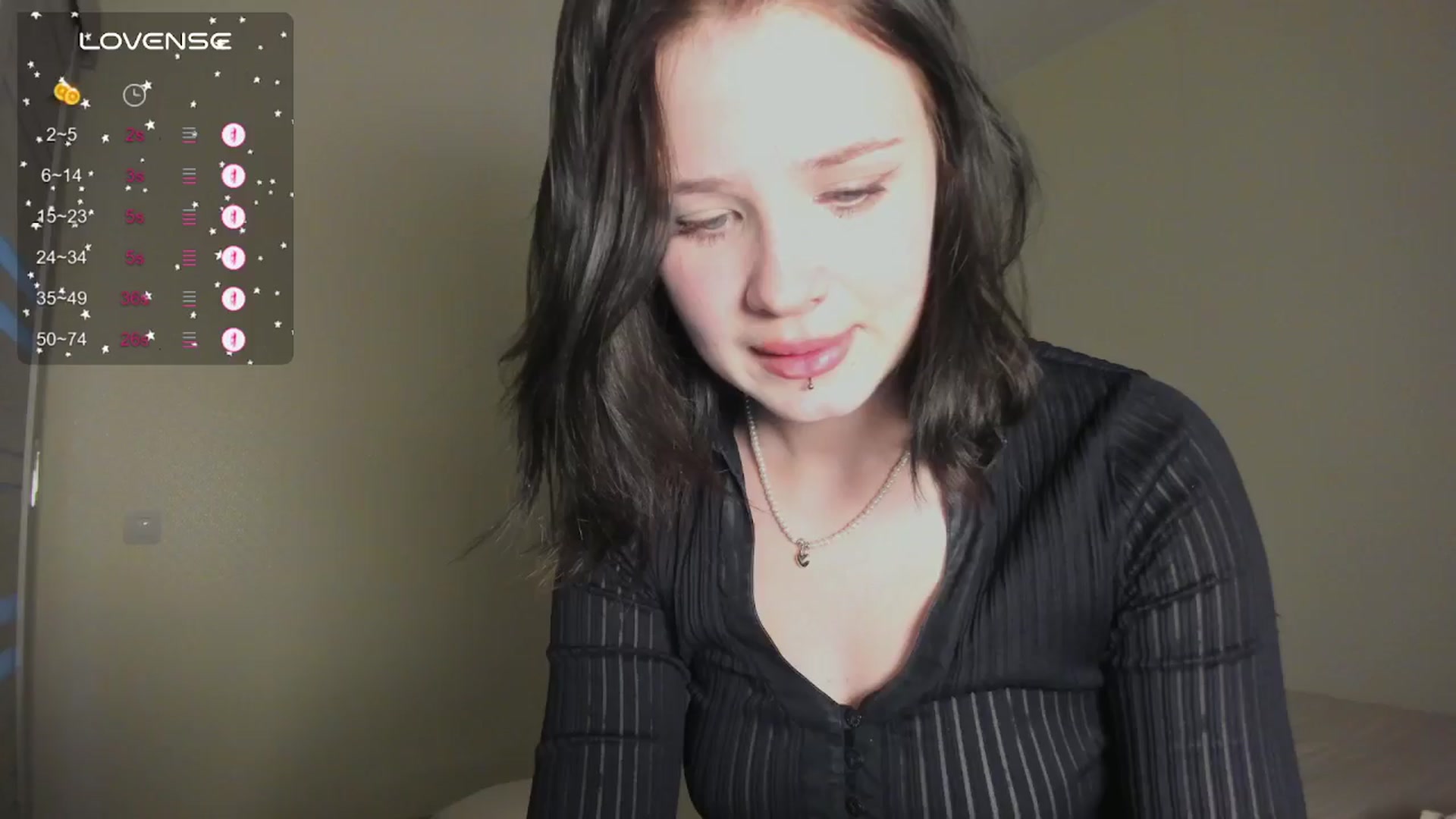 Gallery image thumbnail from favorite_lily's myfreecams stream on, 05/19/2024, 13:37 image 18 of 20