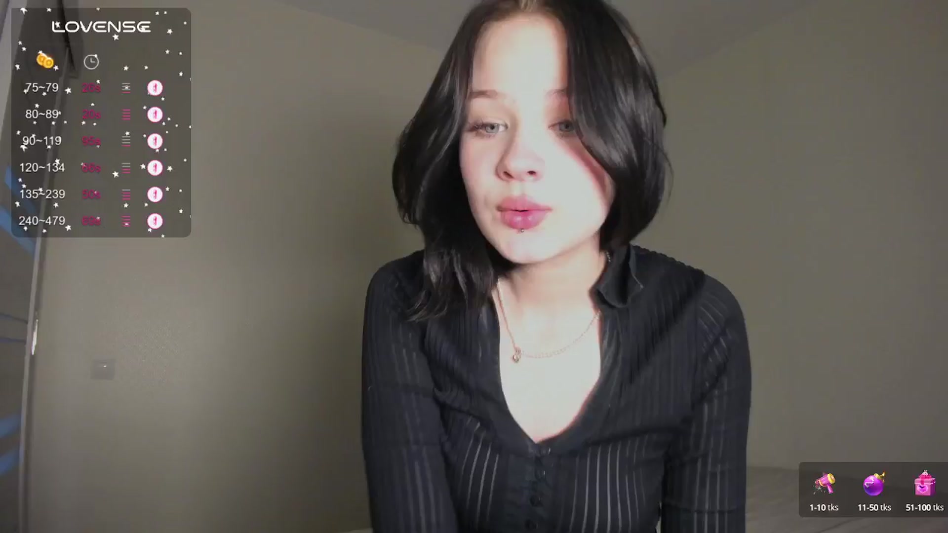 Gallery image thumbnail from favorite_lily's myfreecams stream on, 05/19/2024, 14:50 image 9 of 20