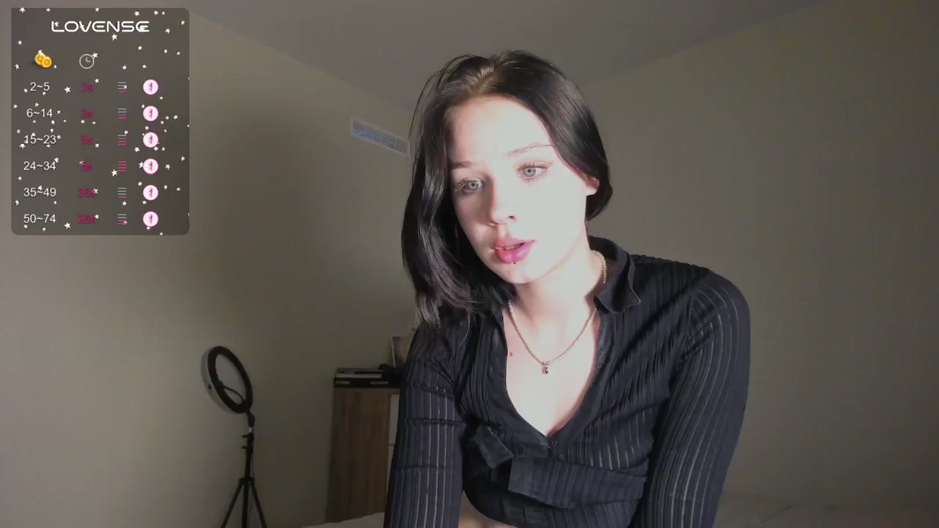 Gallery image thumbnail from favorite_lily's myfreecams stream on, 05/19/2024, 15:17 image 9 of 20