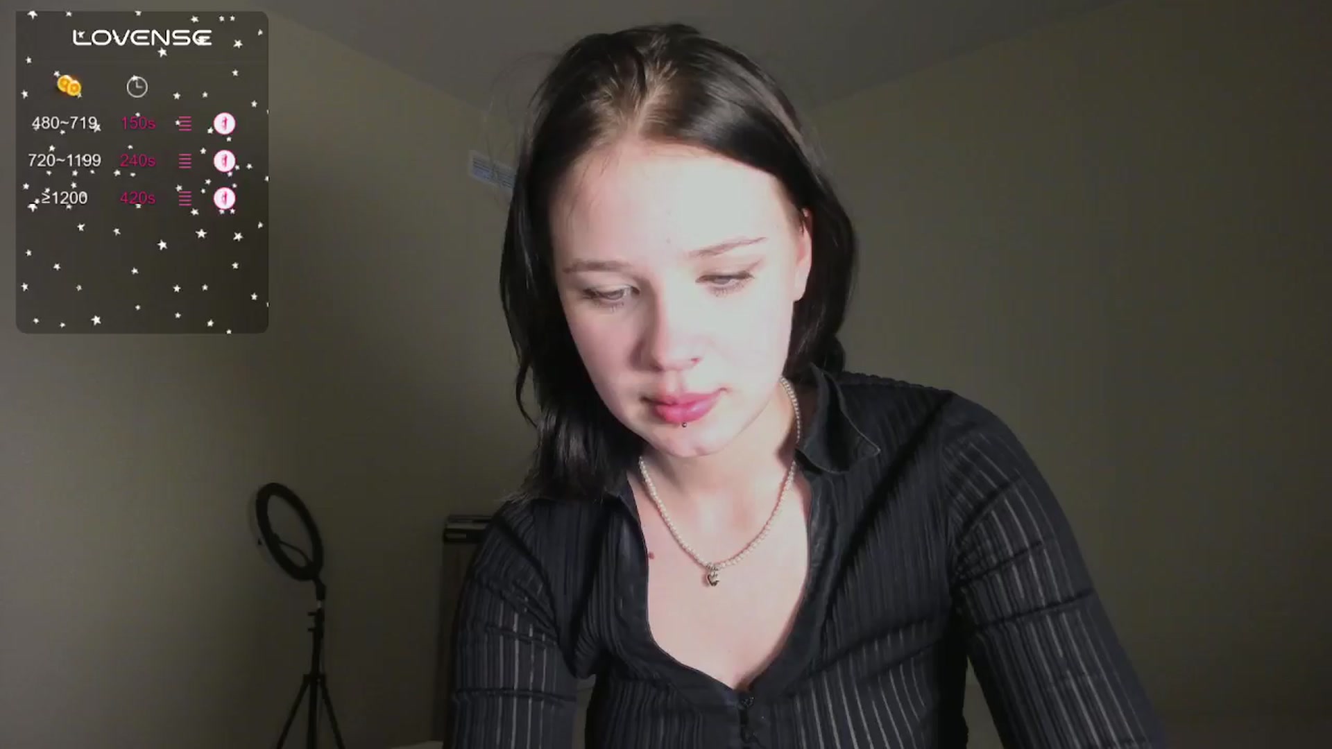 Gallery image thumbnail from favorite_lily's myfreecams stream on, 05/19/2024, 15:17 image 3 of 20