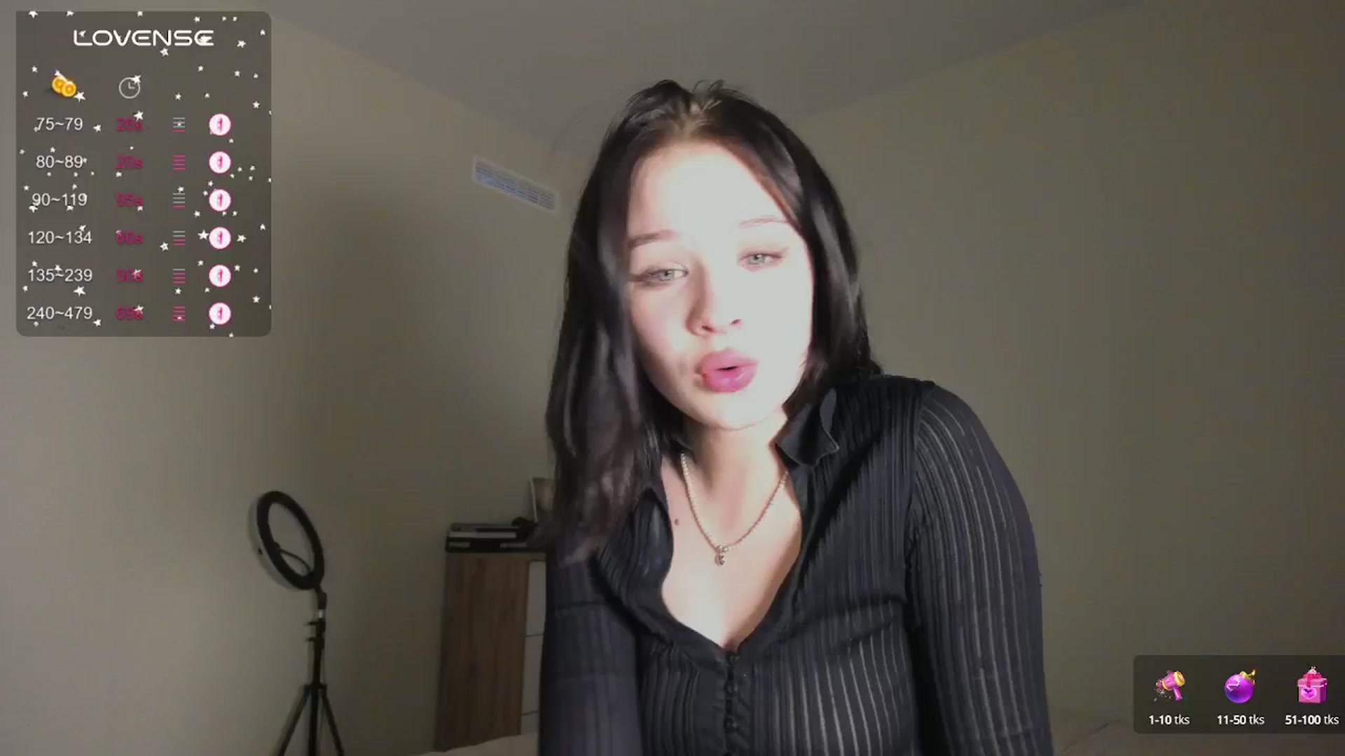 Gallery image thumbnail from favorite_lily's myfreecams stream on, 05/19/2024, 15:17 image 5 of 20