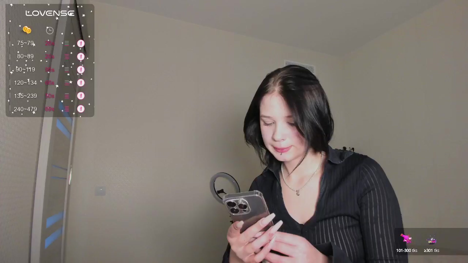Gallery image thumbnail from favorite_lily's myfreecams stream on, 05/23/2024, 13:52 image 6 of 20