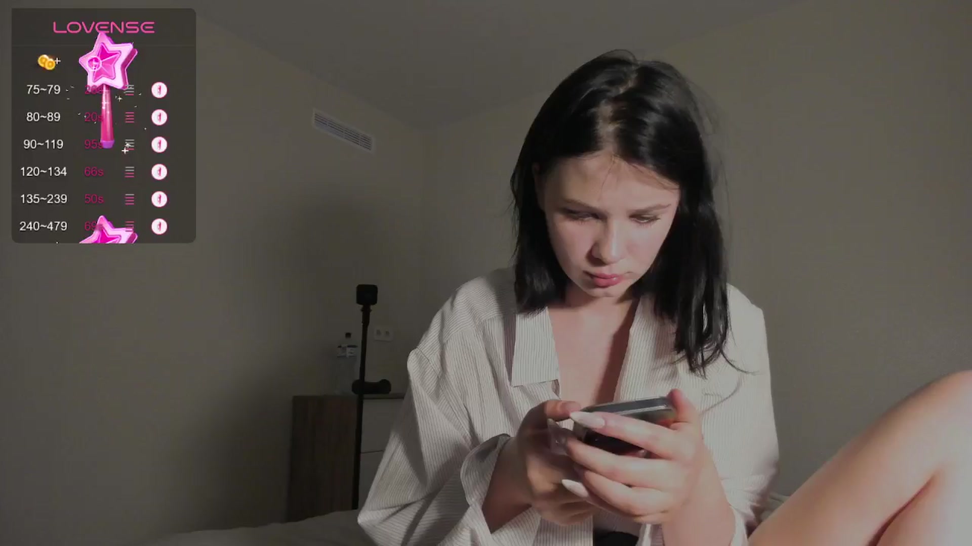 Gallery image thumbnail from favorite_lily's myfreecams stream on, 06/22/2024, 14:34 image 11 of 20