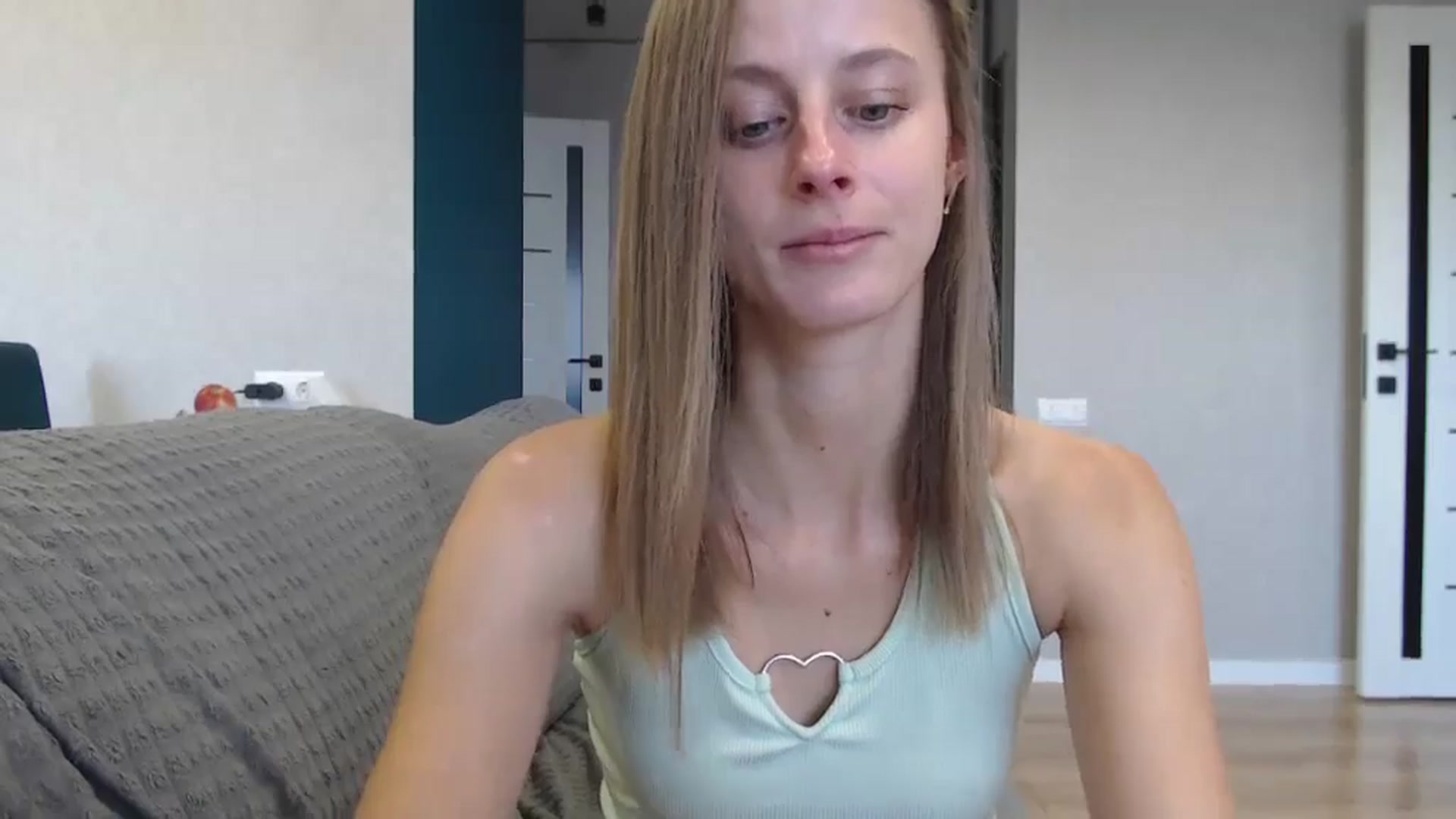 Gallery image thumbnail from favoriteyour's myfreecams stream on, 09/15/2025, 08:07 image 12 of 20