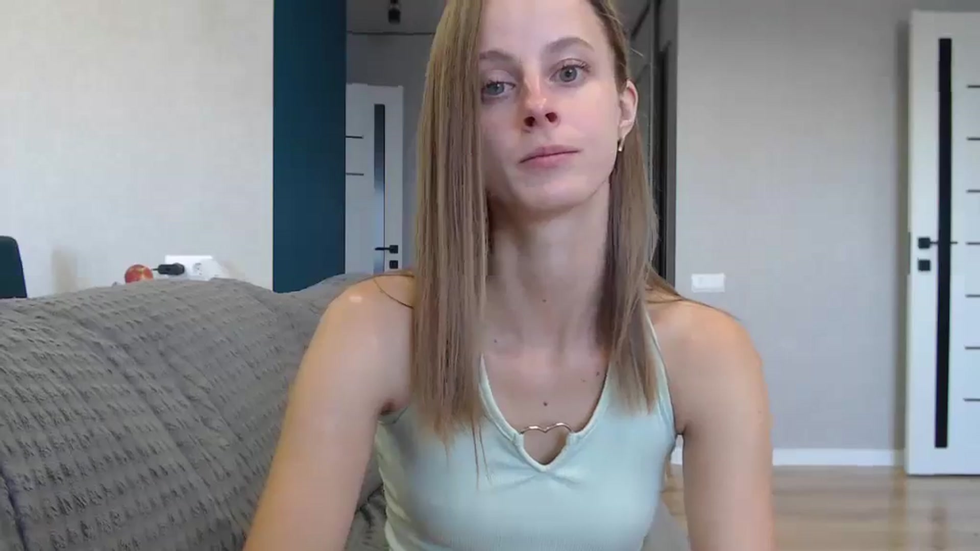 Gallery image thumbnail from favoriteyour's myfreecams stream on, 09/15/2025, 08:36 image 3 of 20