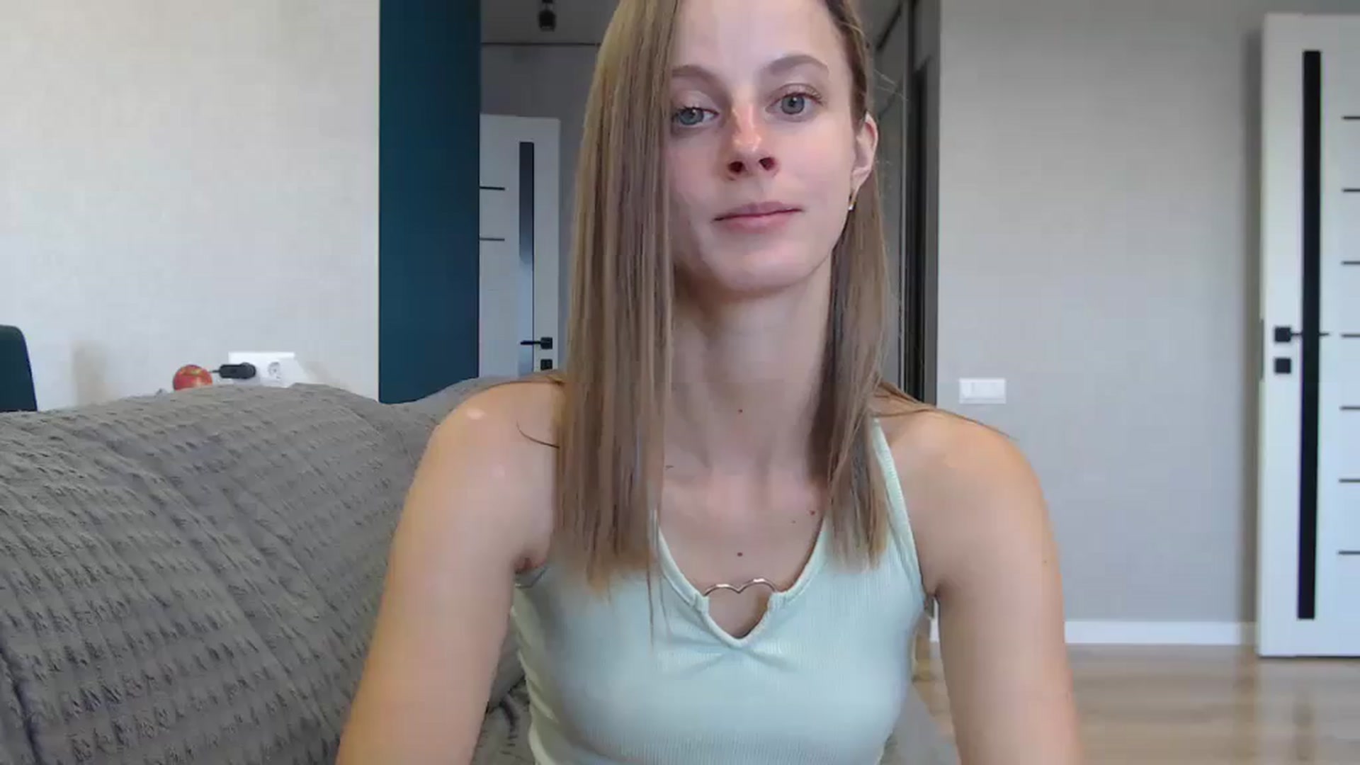 Gallery image thumbnail from favoriteyour's myfreecams stream on, 09/15/2025, 08:36 image 4 of 20