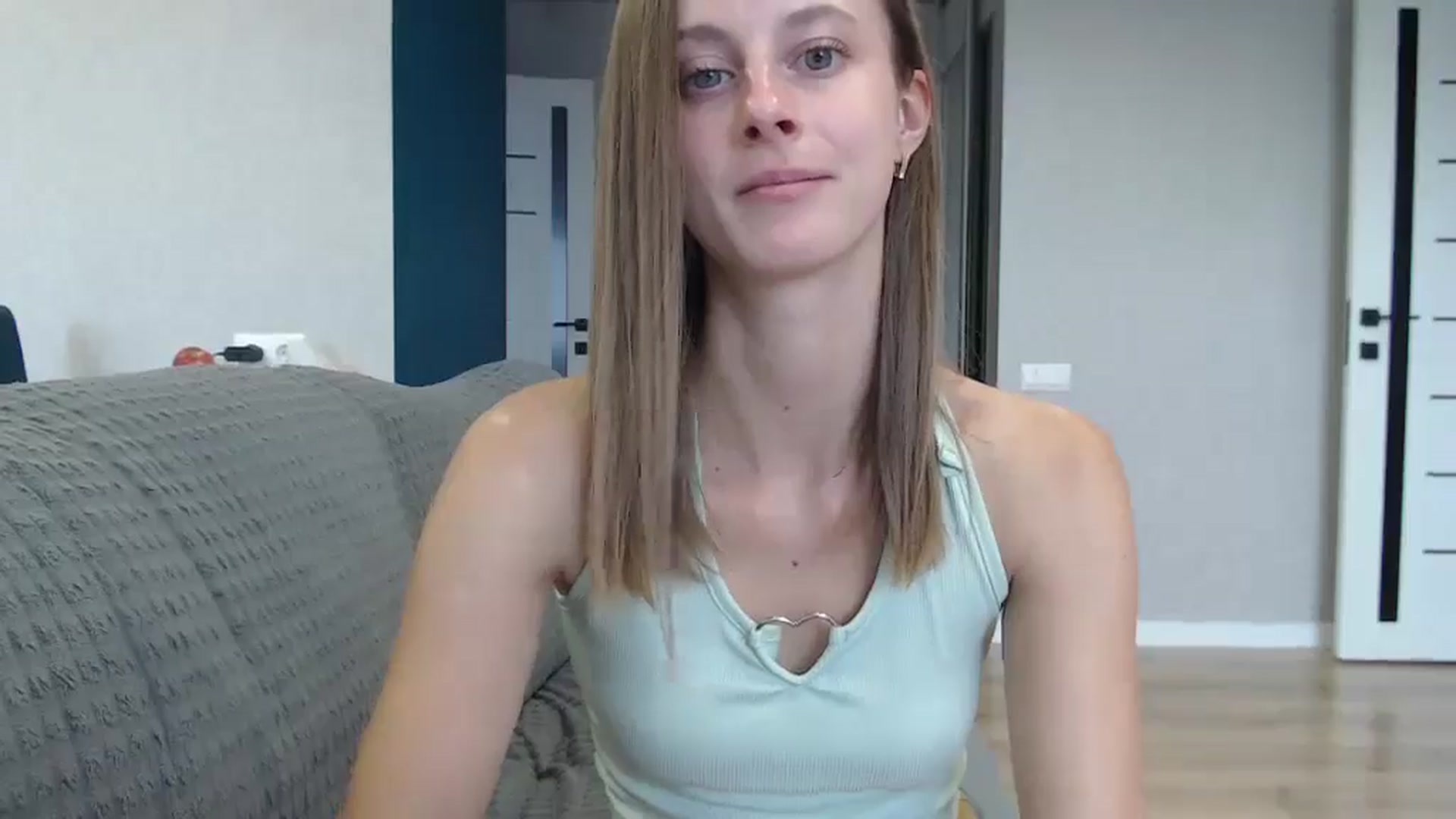 Gallery image thumbnail from favoriteyour's myfreecams stream on, 09/15/2025, 09:31 image 20 of 20