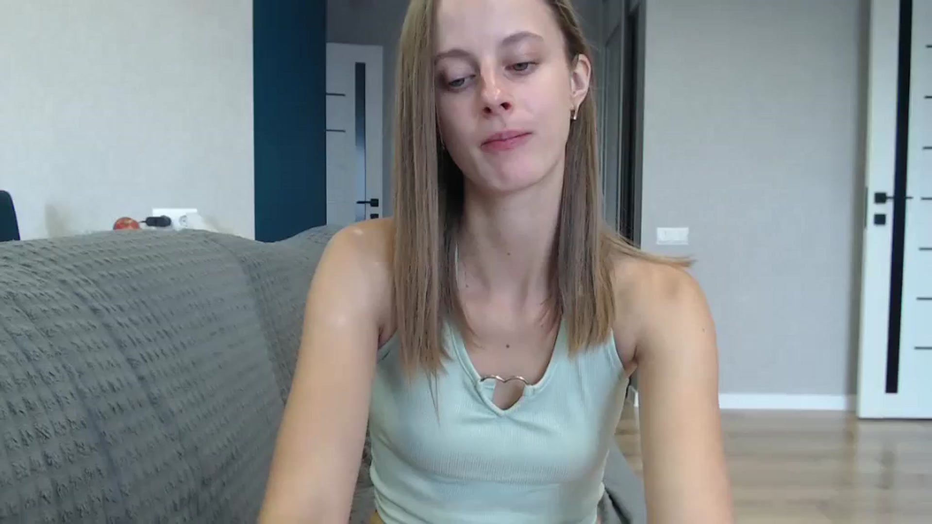 Gallery image thumbnail from favoriteyour's myfreecams stream on, 09/15/2025, 09:31 image 2 of 20