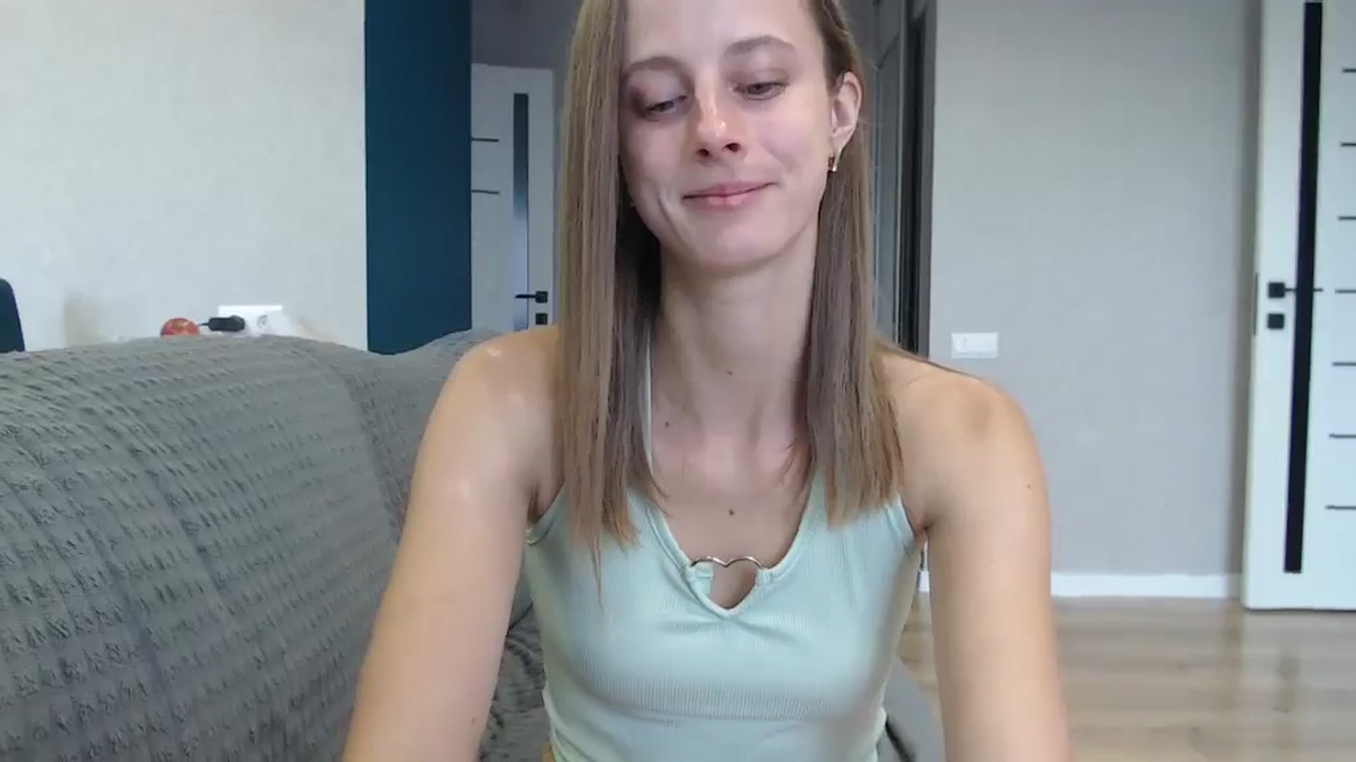 Gallery image thumbnail from favoriteyour's myfreecams stream on, 09/15/2025, 09:31 image 11 of 20
