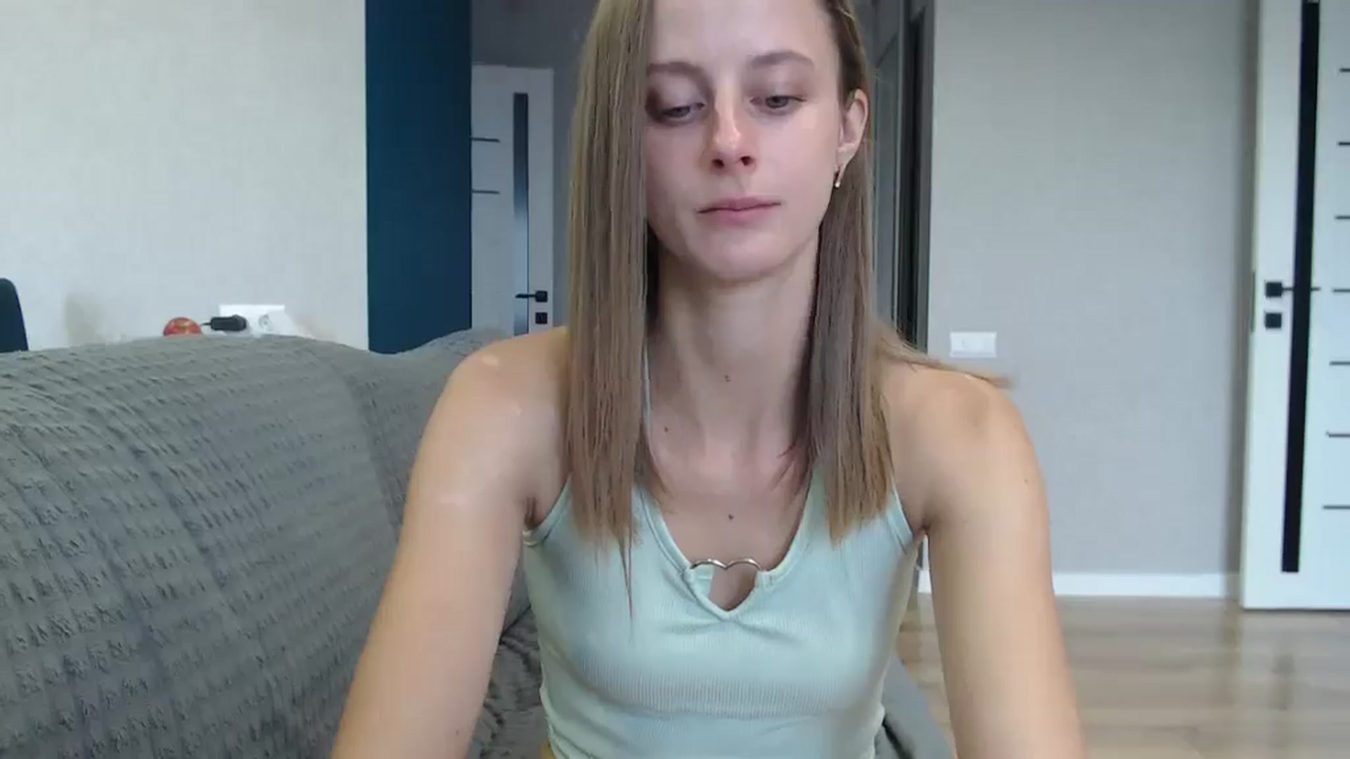 Gallery image thumbnail from favoriteyour's myfreecams stream on, 09/15/2025, 09:31 image 6 of 20