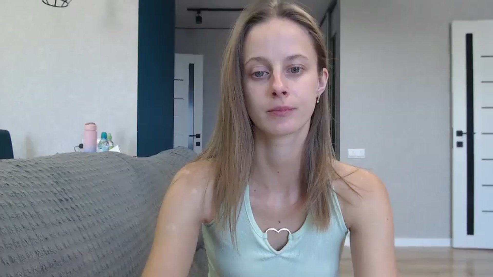 Gallery image thumbnail from favoriteyour's myfreecams stream on, 09/16/2025, 13:10 image 19 of 20
